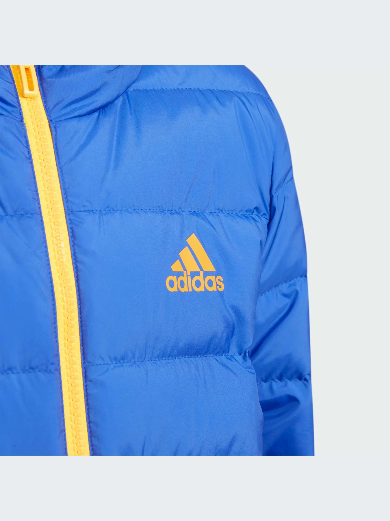 Куртки и дубленки Adidas модель H40324-KZ Куртки и дубленки Adidas модель H40324-KZ Фото