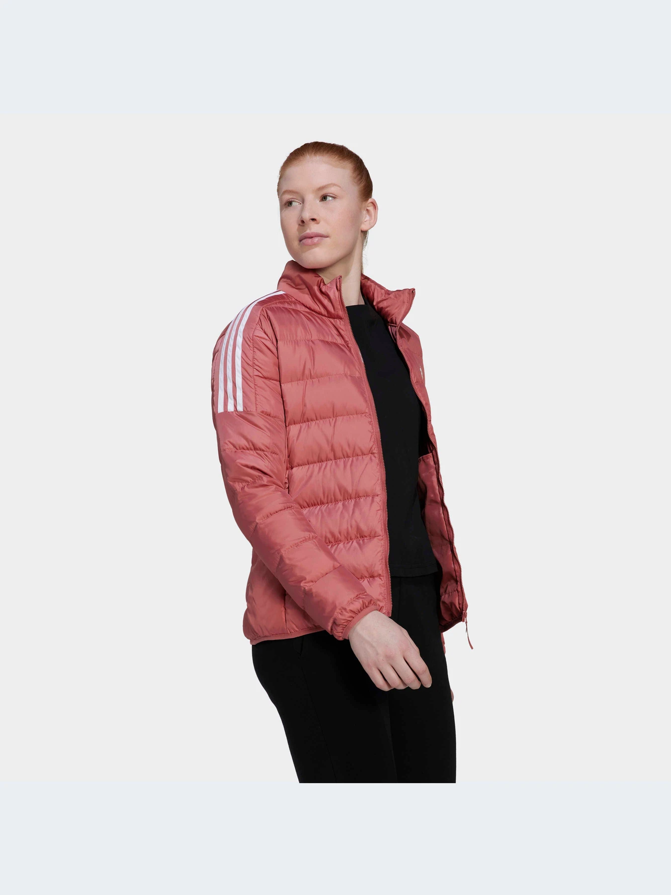 Куртки и дубленки Adidas модель HK4663-KZ Куртки и дубленки Adidas модель HK4663-KZ Фото
