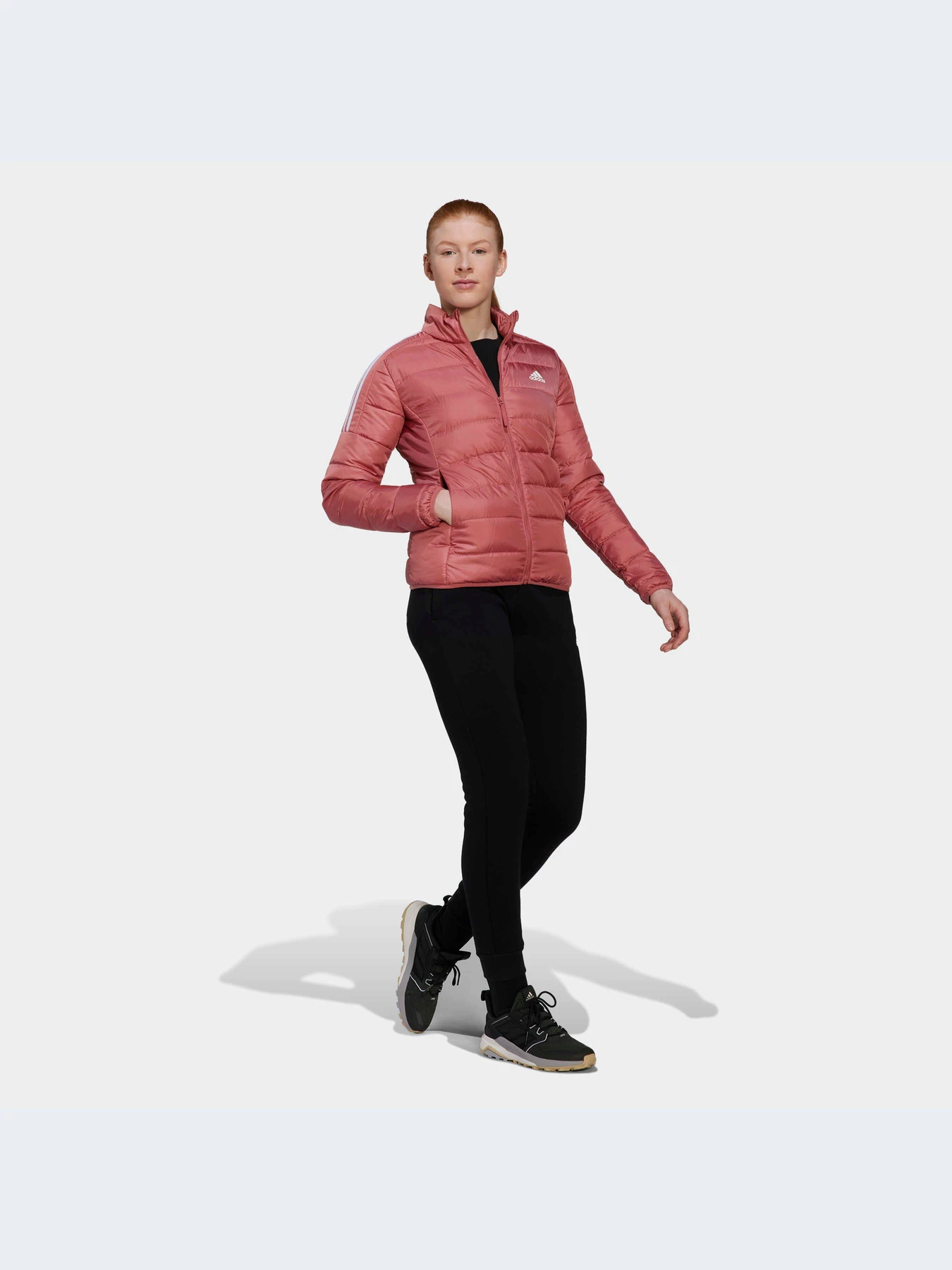 Куртки и дубленки Adidas модель HK4663-KZ Куртки и дубленки Adidas модель HK4663-KZ Фото