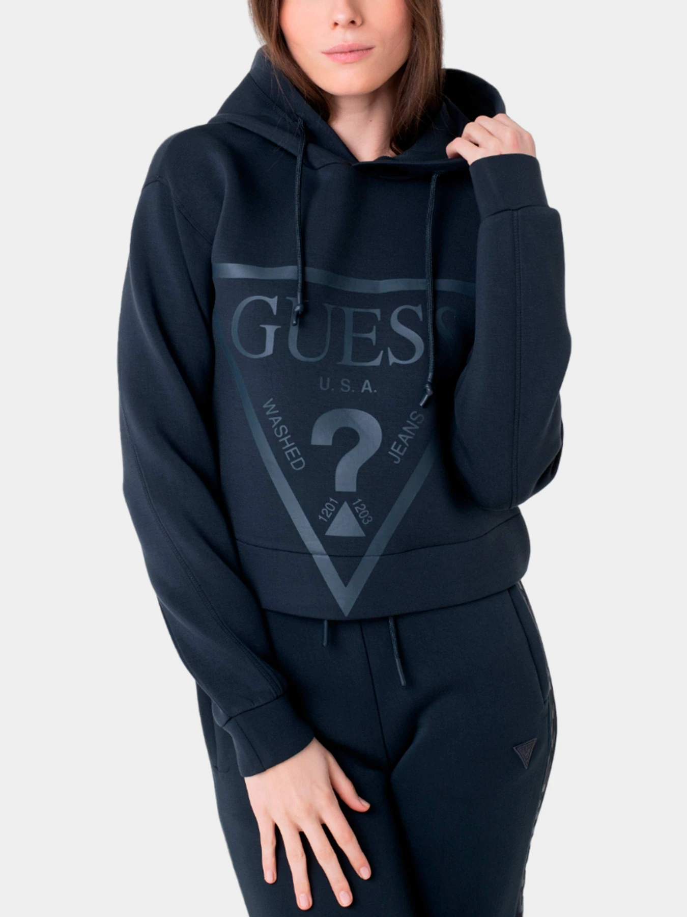 Худи и свитшоты GUESS модель V2YQ08-K7UW2-G7FQ Худи и свитшоты GUESS модель V2YQ08-K7UW2-G7FQ Фото
