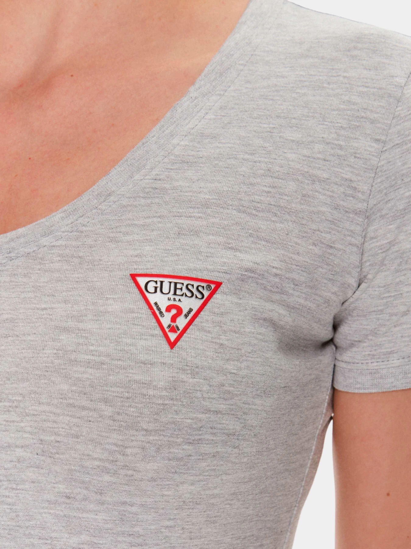 Футболки и поло GUESS модель W2YI45-J1314-LMGY Футболки и поло GUESS модель W2YI45-J1314-LMGY Фото