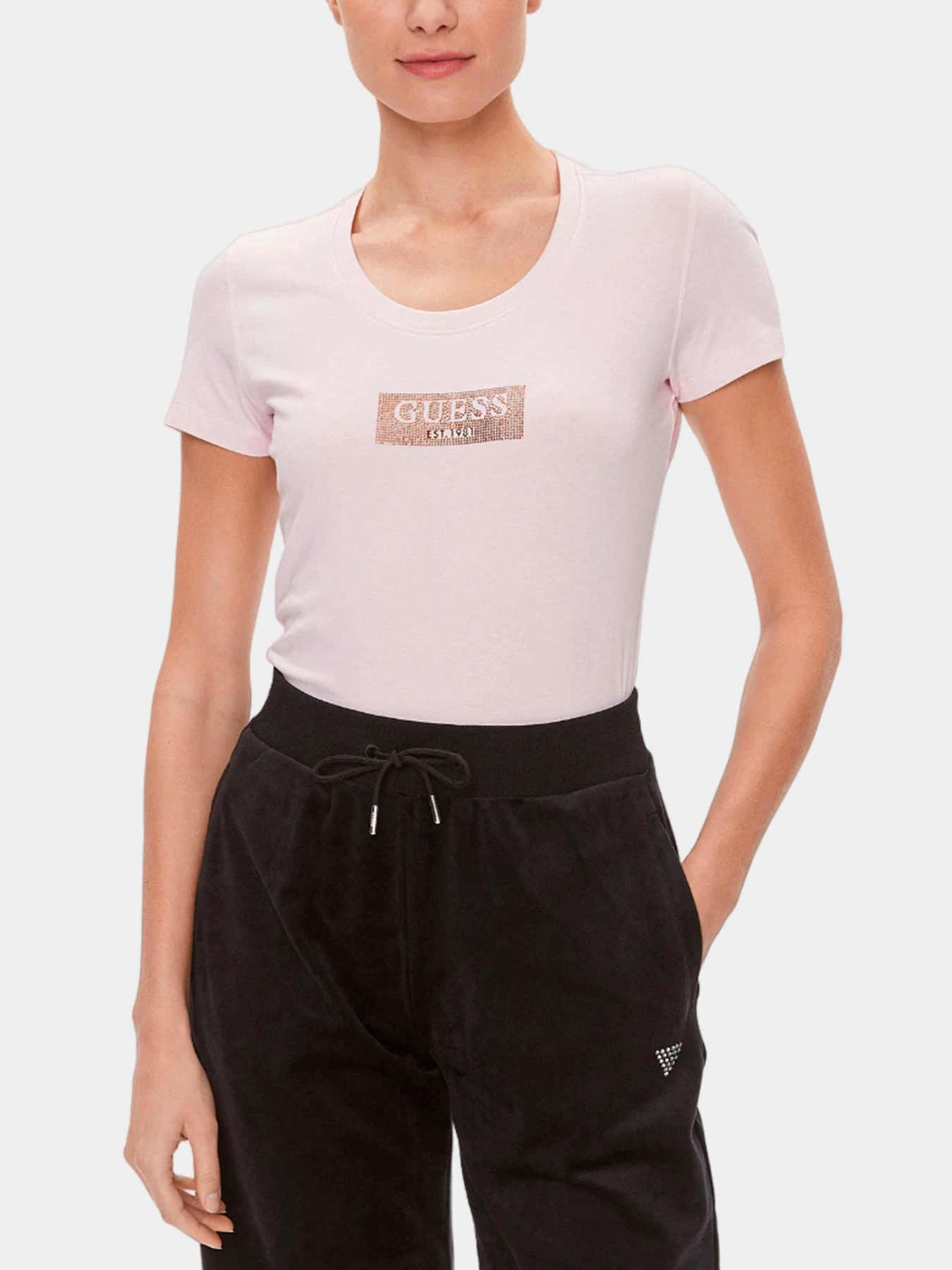 Футболки и поло GUESS модель W4RI33-J1314-A60W Футболки и поло GUESS модель W4RI33-J1314-A60W Фото