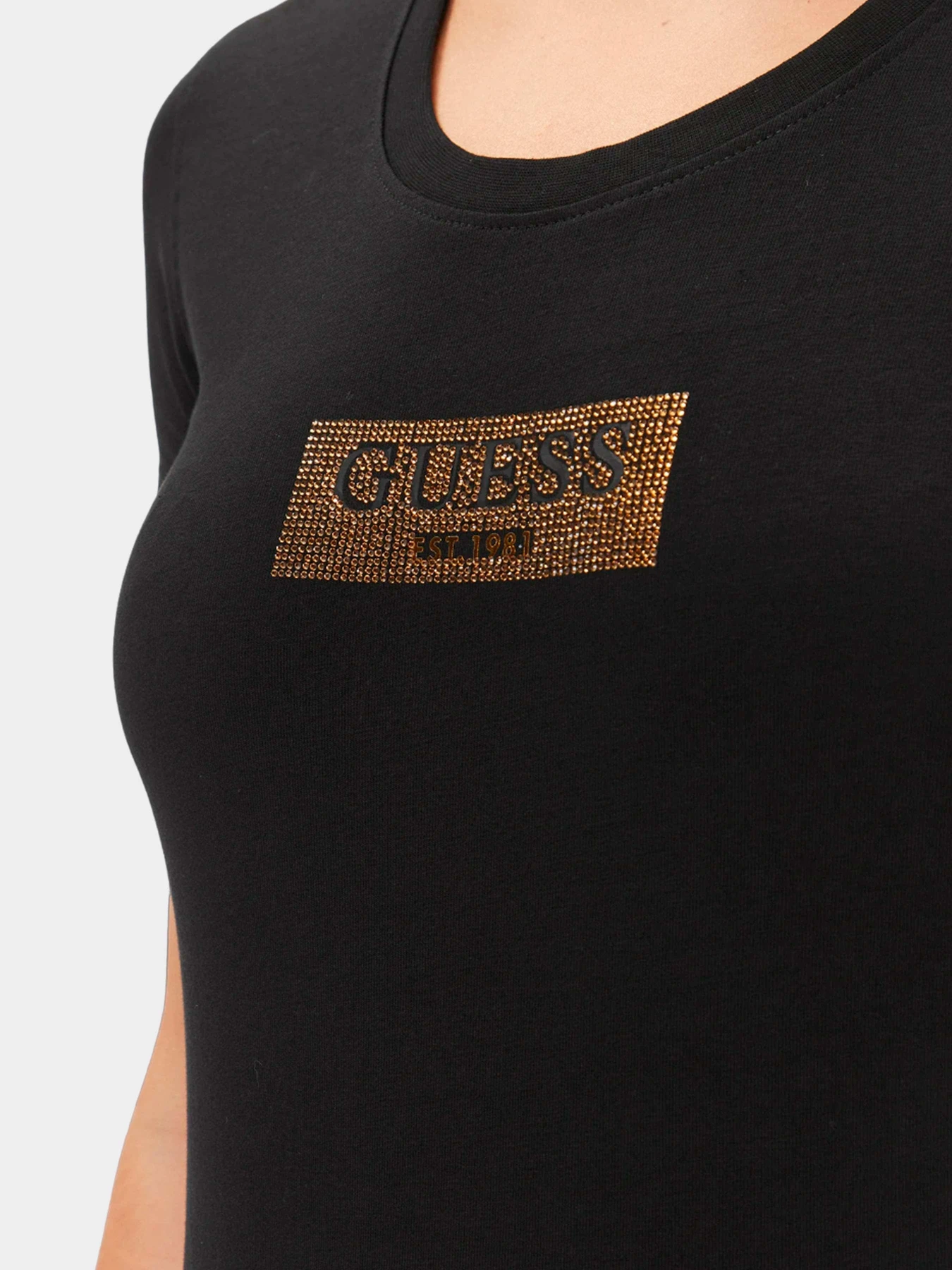 Футболки и поло GUESS модель W4RI33-J1314-JBLK Футболки и поло GUESS модель W4RI33-J1314-JBLK Фото