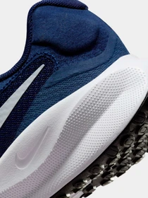 Кроссовки NIKE модель FB2207-400 Фото