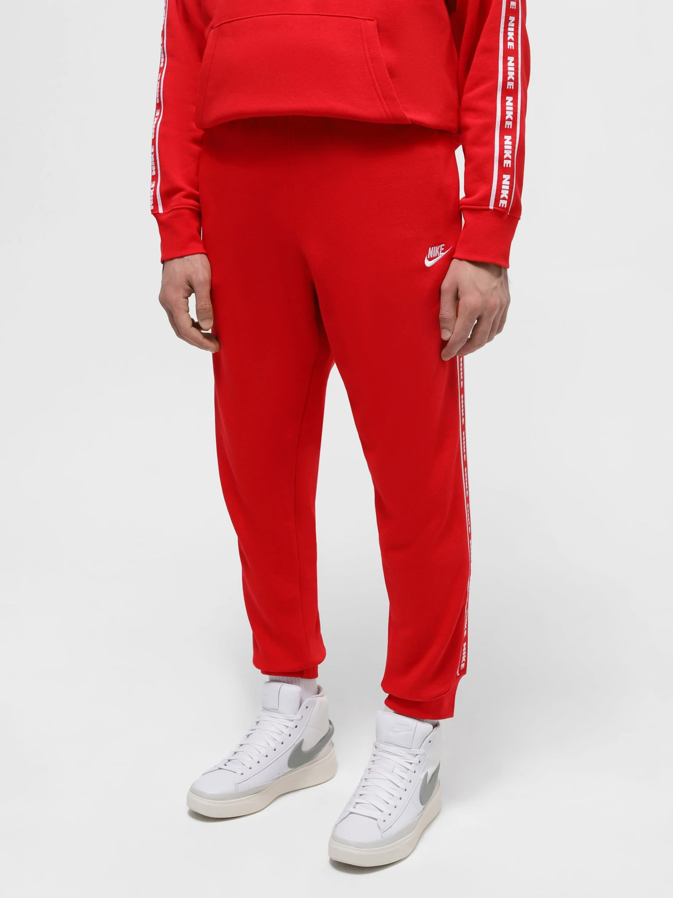Костюмы NIKE модель FB7296-657 Костюмы NIKE модель FB7296-657 Фото