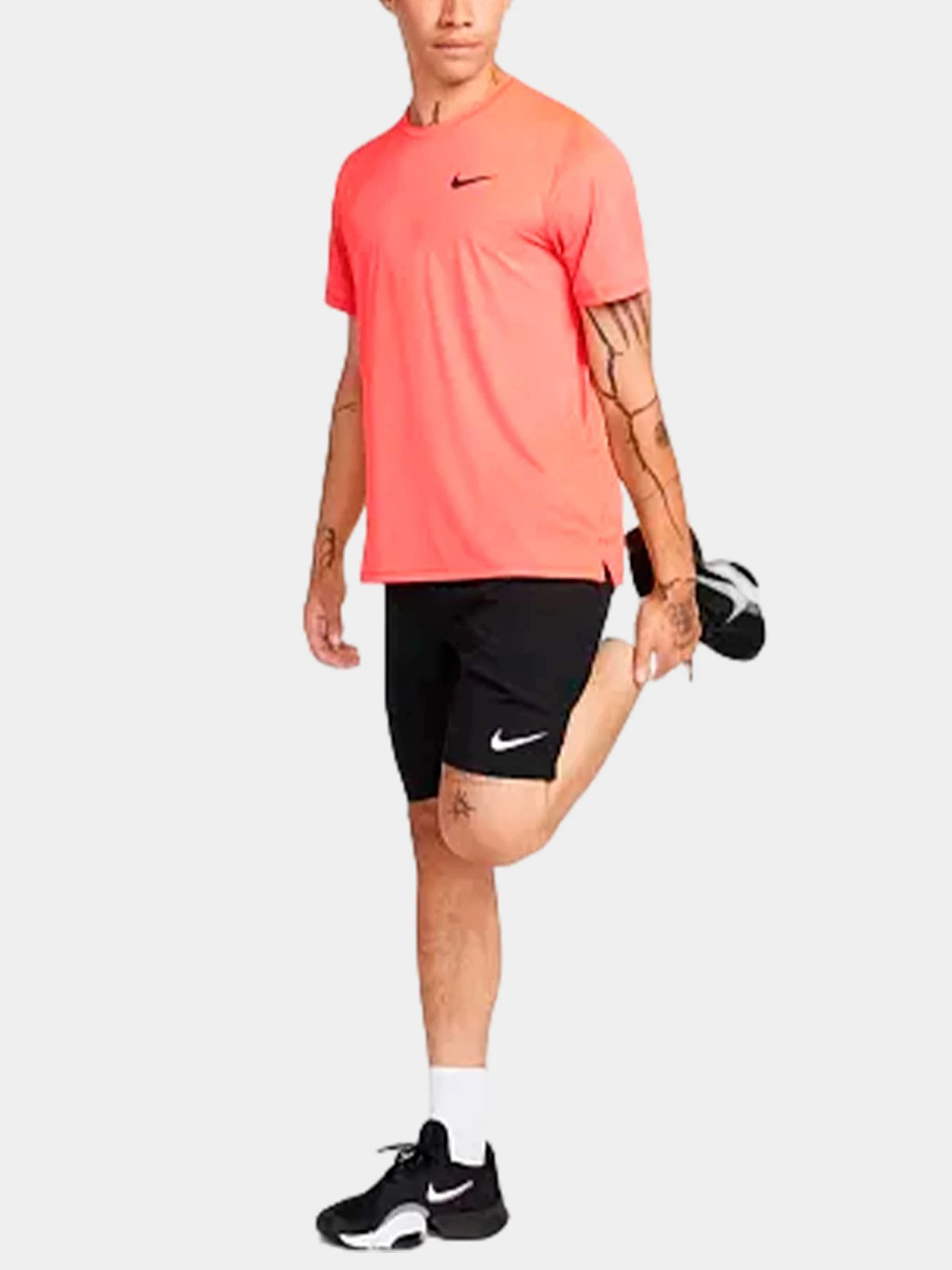 Футболки и поло NIKE модель CZ1181-659 Футболки и поло NIKE модель CZ1181-659 Фото