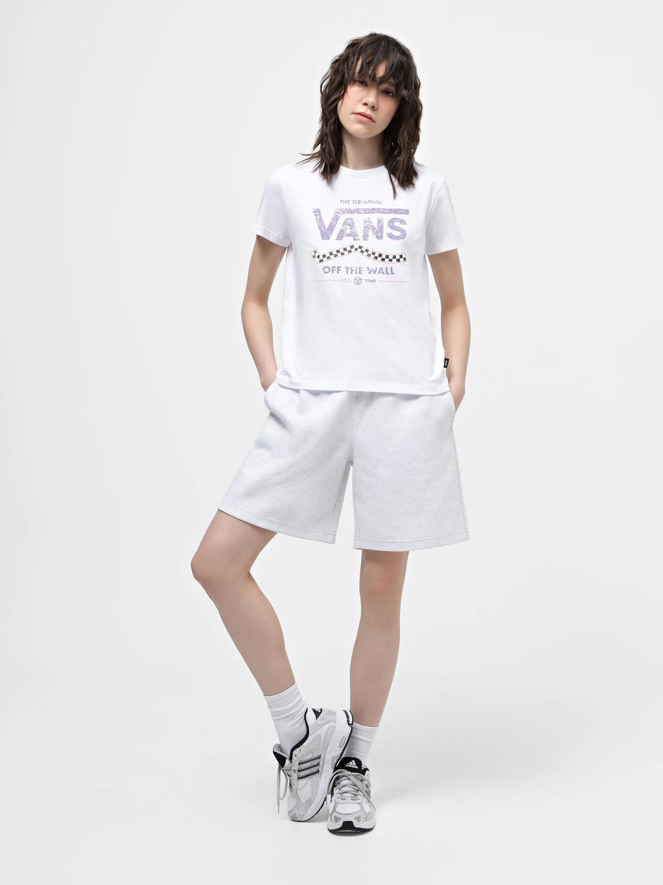 Шорты Vans модель VN000GJF15P1 Шорты Vans модель VN000GJF15P1 Фото