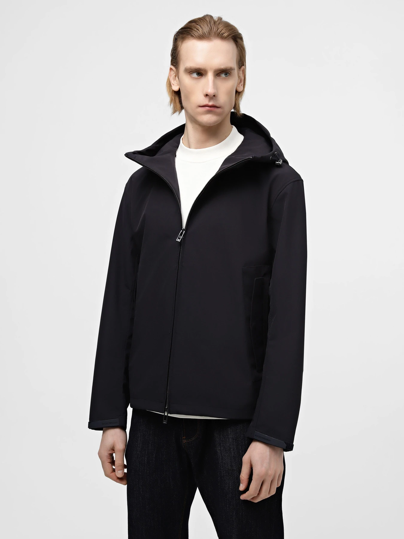 Куртки и дубленки Emporio Armani модель 3D1BB4-1NJVZ-0920 Фото