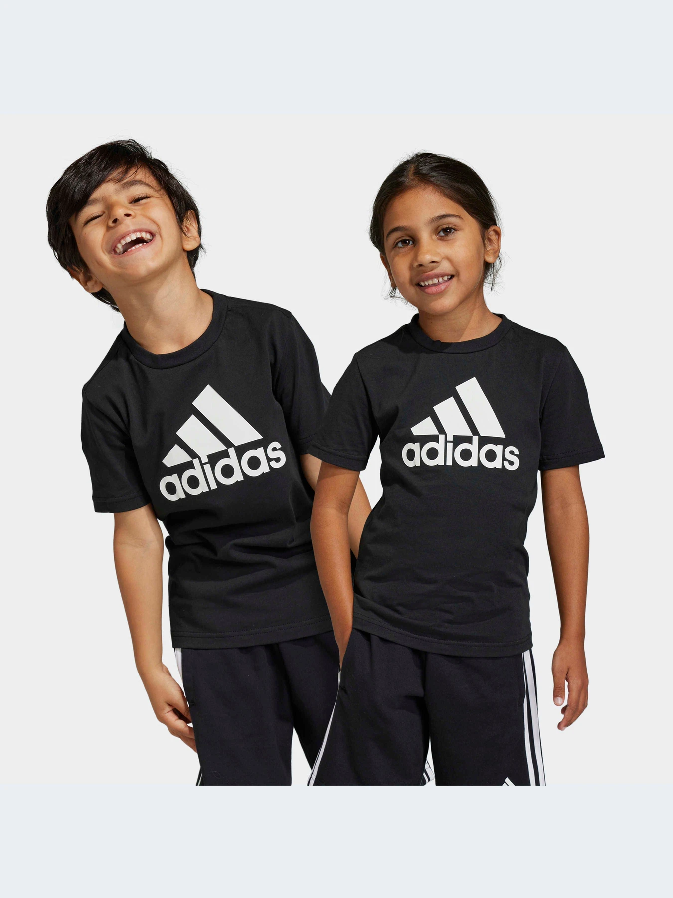Футболки и поло Adidas модель HR5903-KZ Футболки и поло Adidas модель HR5903-KZ Фото