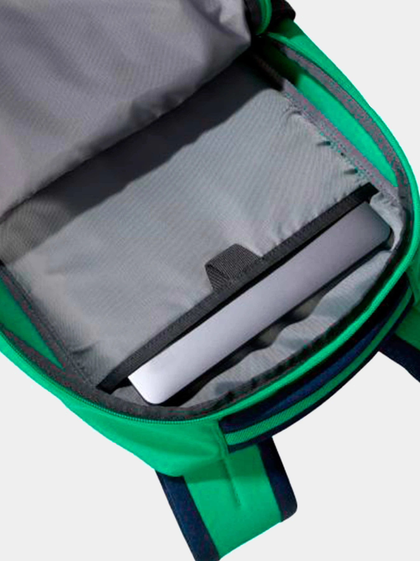 Рюкзаки The North Face модель NF0A3VXFSOG1 Рюкзаки The North Face модель NF0A3VXFSOG1 Фото