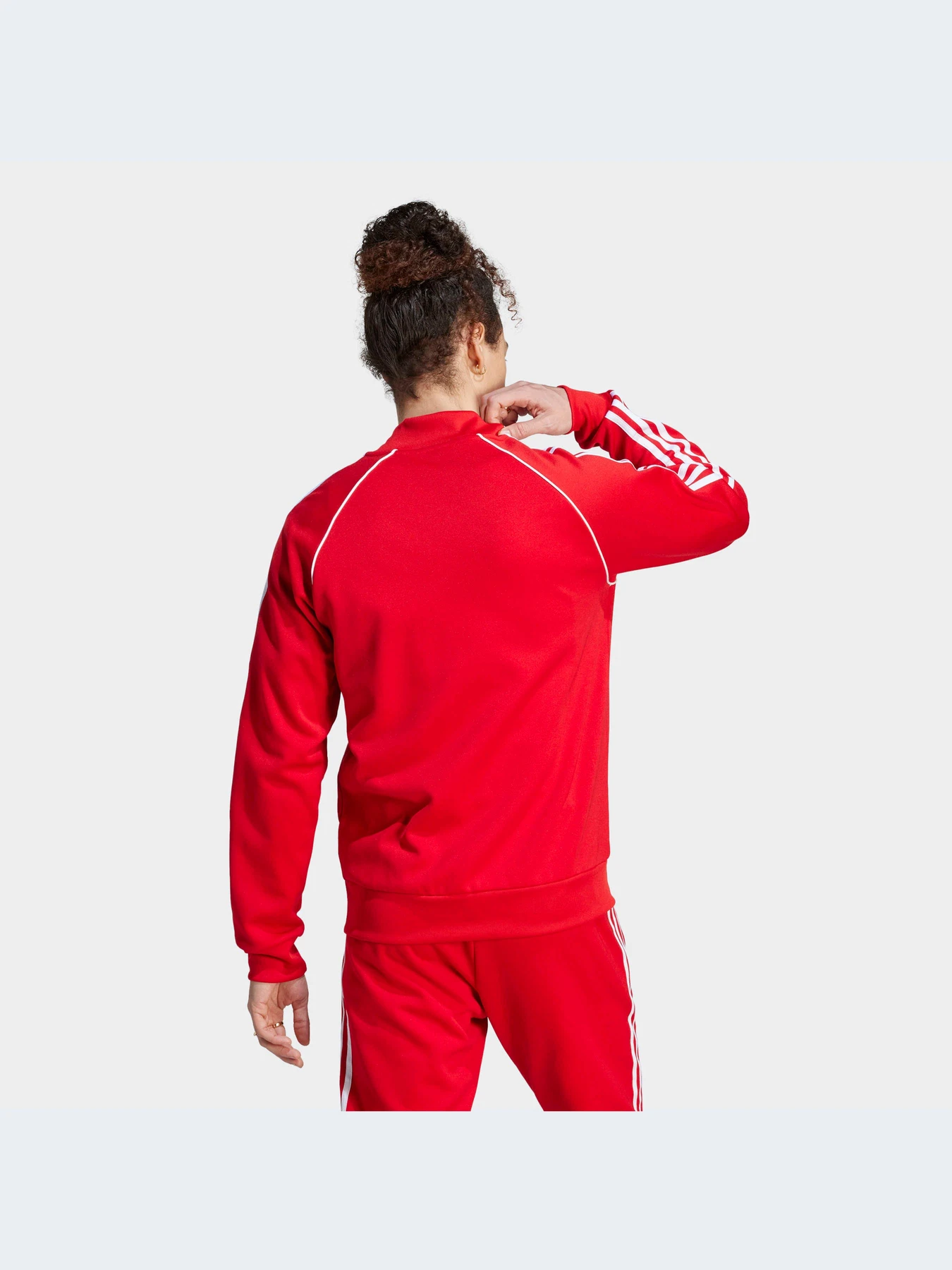 Худи и свитшоты Adidas Adicolor модель IL2494-KZ Худи и свитшоты Adidas Adicolor модель IL2494-KZ Фото