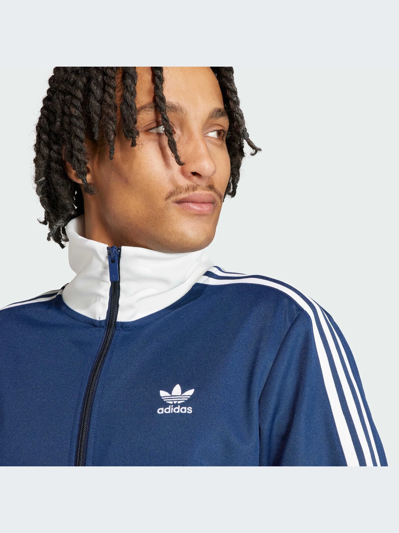 Худи и свитшоты Adidas модель IP0418-KZ Худи и свитшоты Adidas модель IP0418-KZ Фото