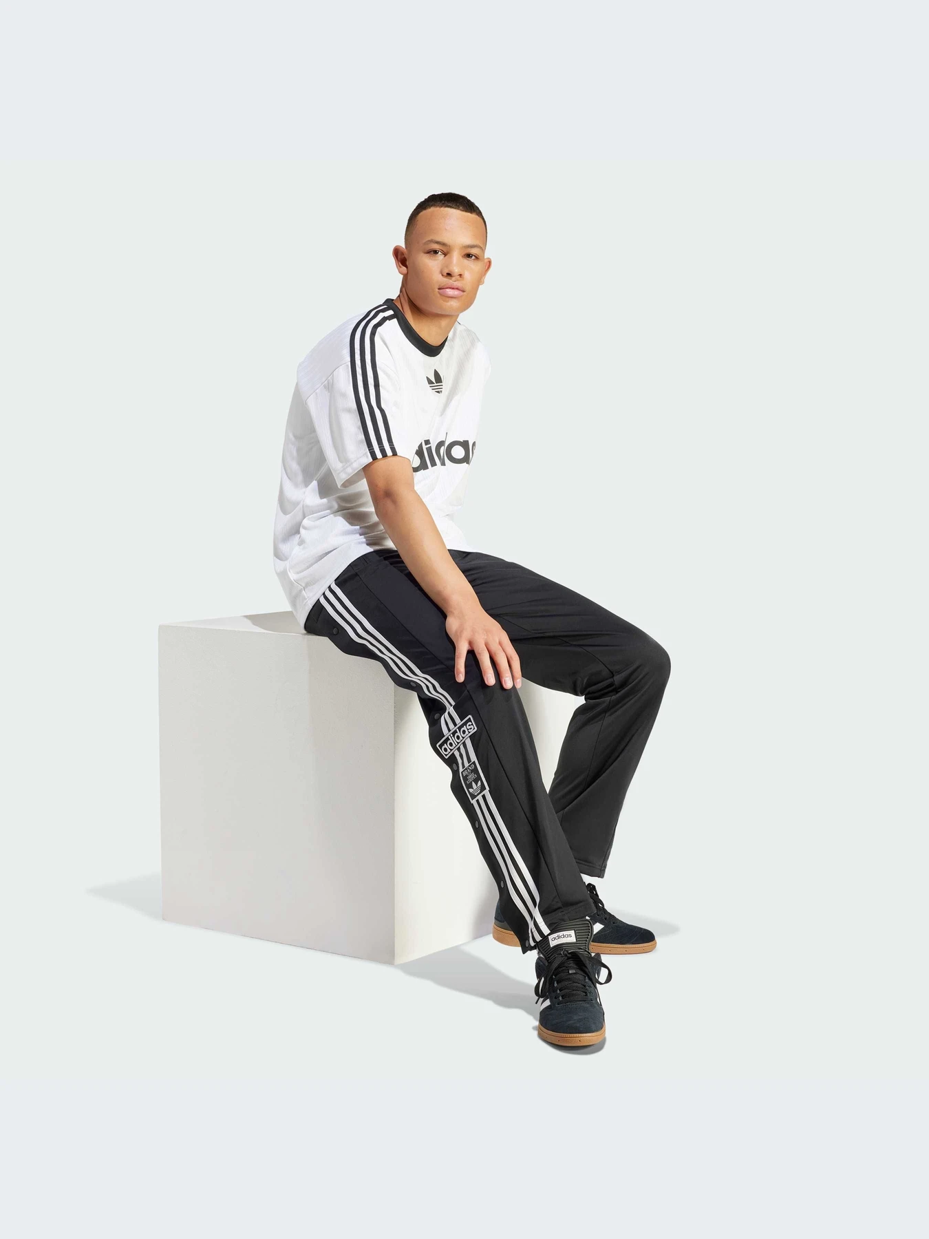 Брюки Adidas модель IM8219-KZ Брюки Adidas модель IM8219-KZ Фото
