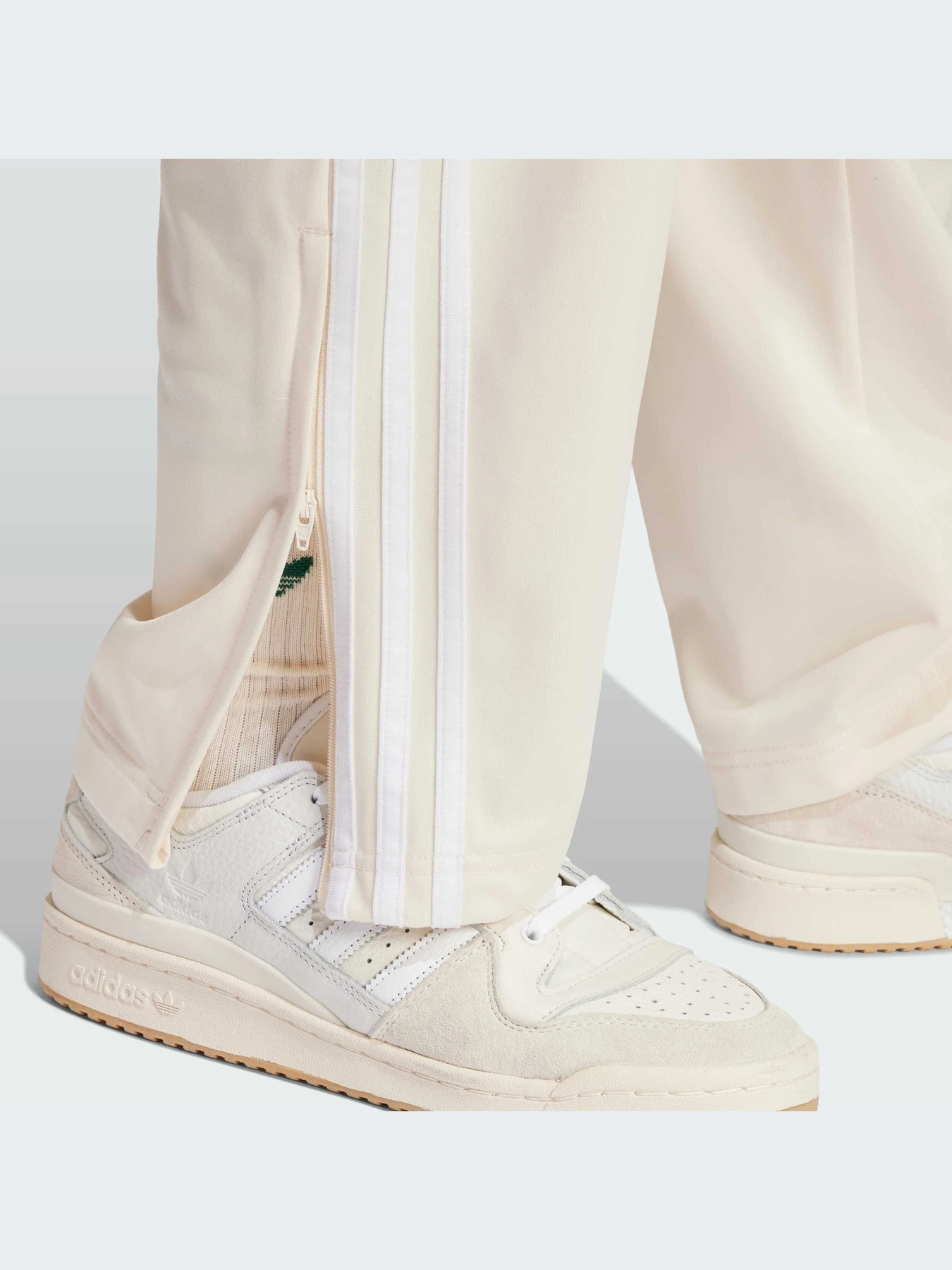 Брюки Adidas модель IM9477-KZ Брюки Adidas модель IM9477-KZ Фото
