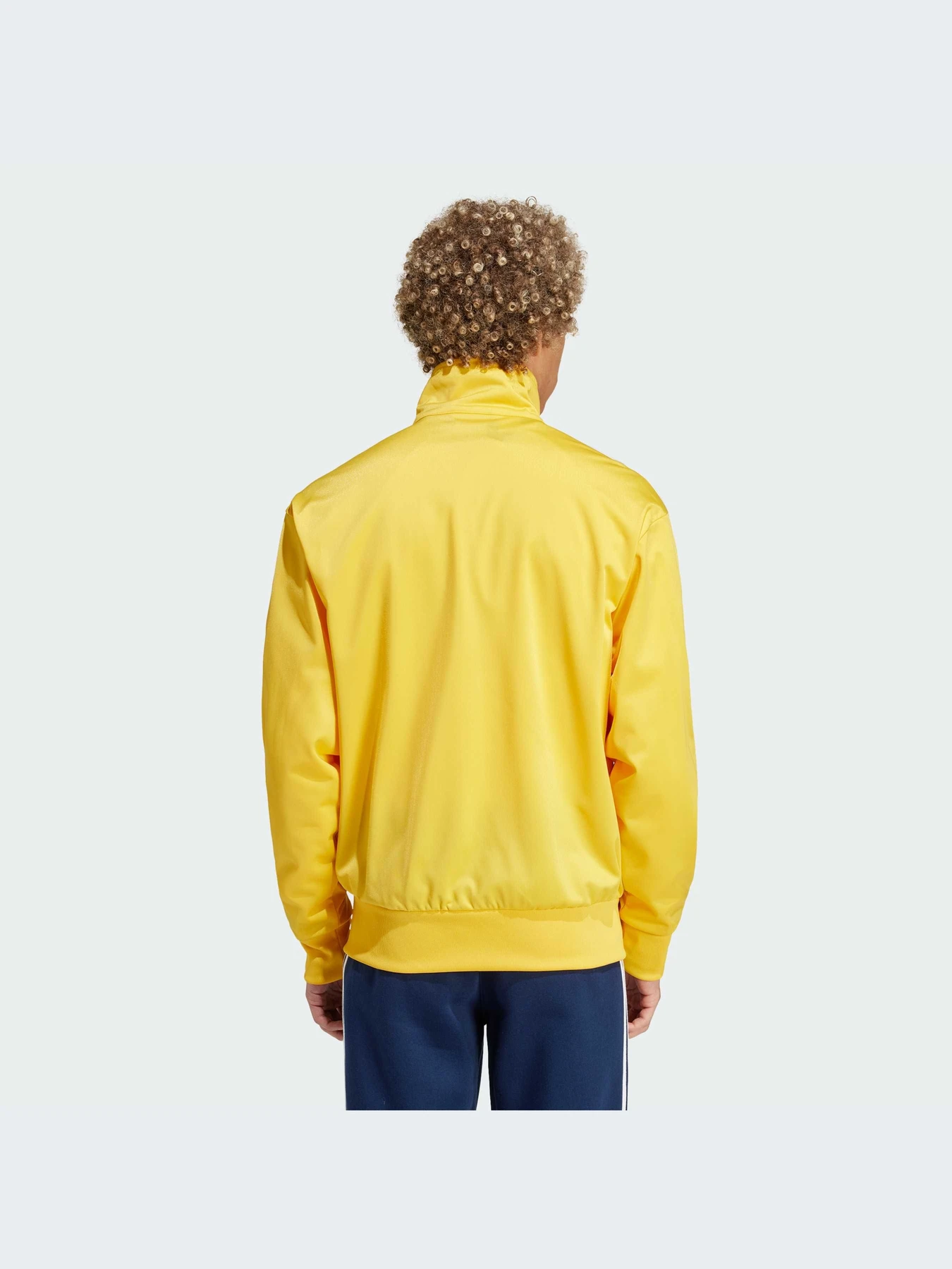 Худи и свитшоты Adidas модель IR9891-KZ Худи и свитшоты Adidas модель IR9891-KZ Фото
