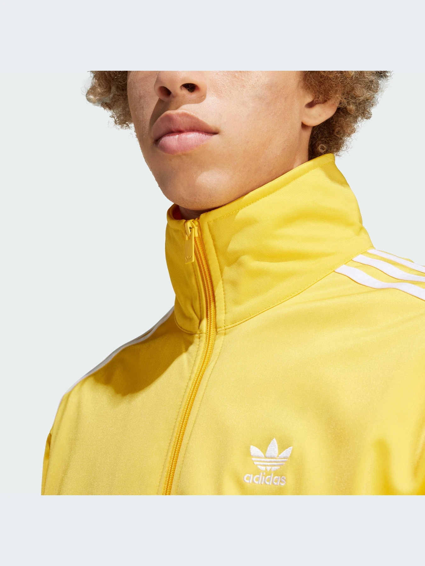 Худи и свитшоты Adidas модель IR9891-KZ Худи и свитшоты Adidas модель IR9891-KZ Фото