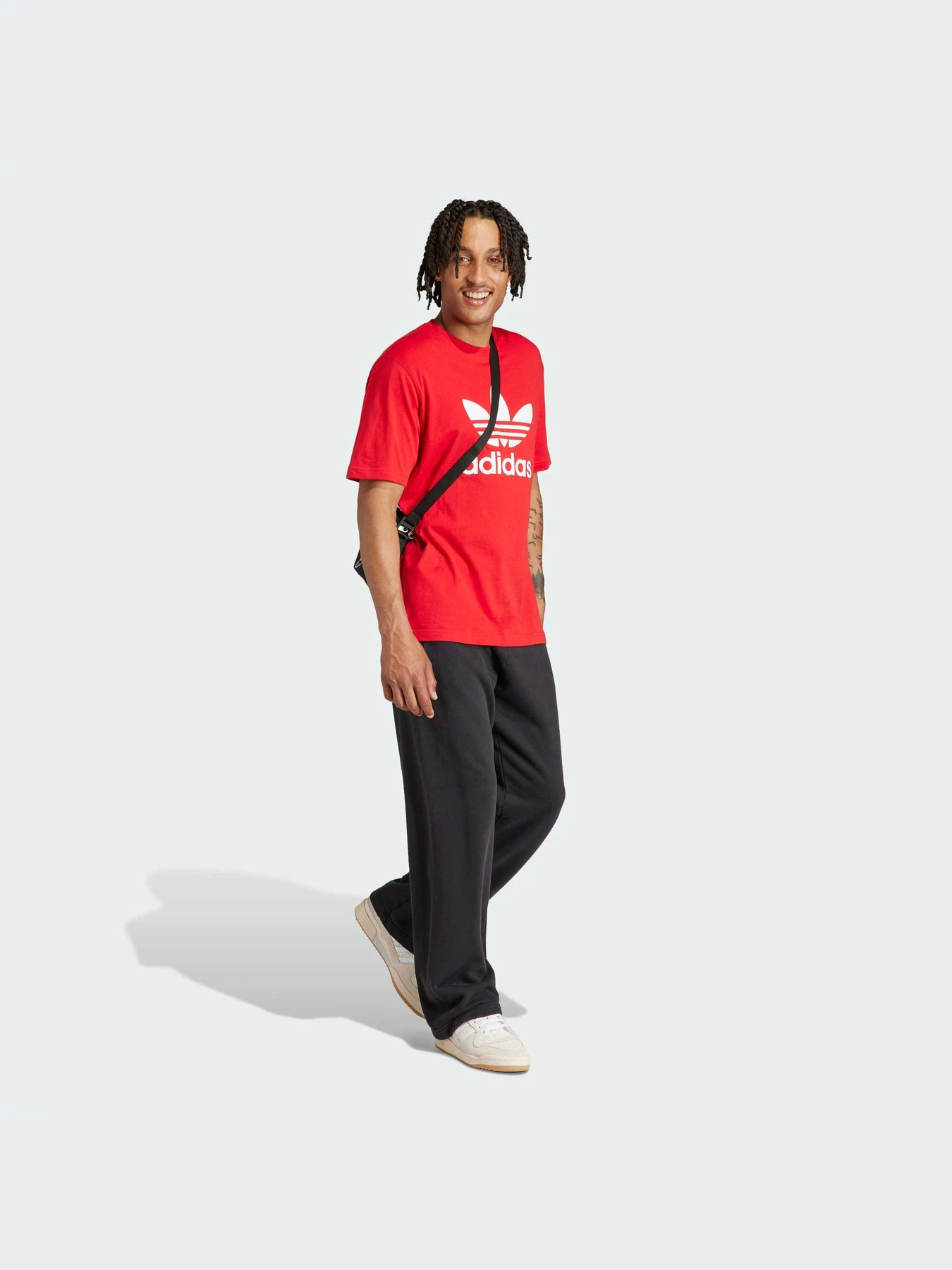 Футболки и поло Adidas Adicolor модель IR8009-KZ Футболки и поло Adidas Adicolor модель IR8009-KZ Фото