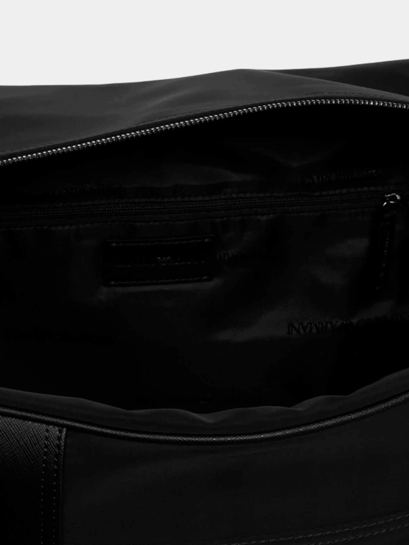 Сумки Emporio Armani модель Y4Q362-Y216J-81073 Сумки Emporio Armani модель Y4Q362-Y216J-81073 Фото