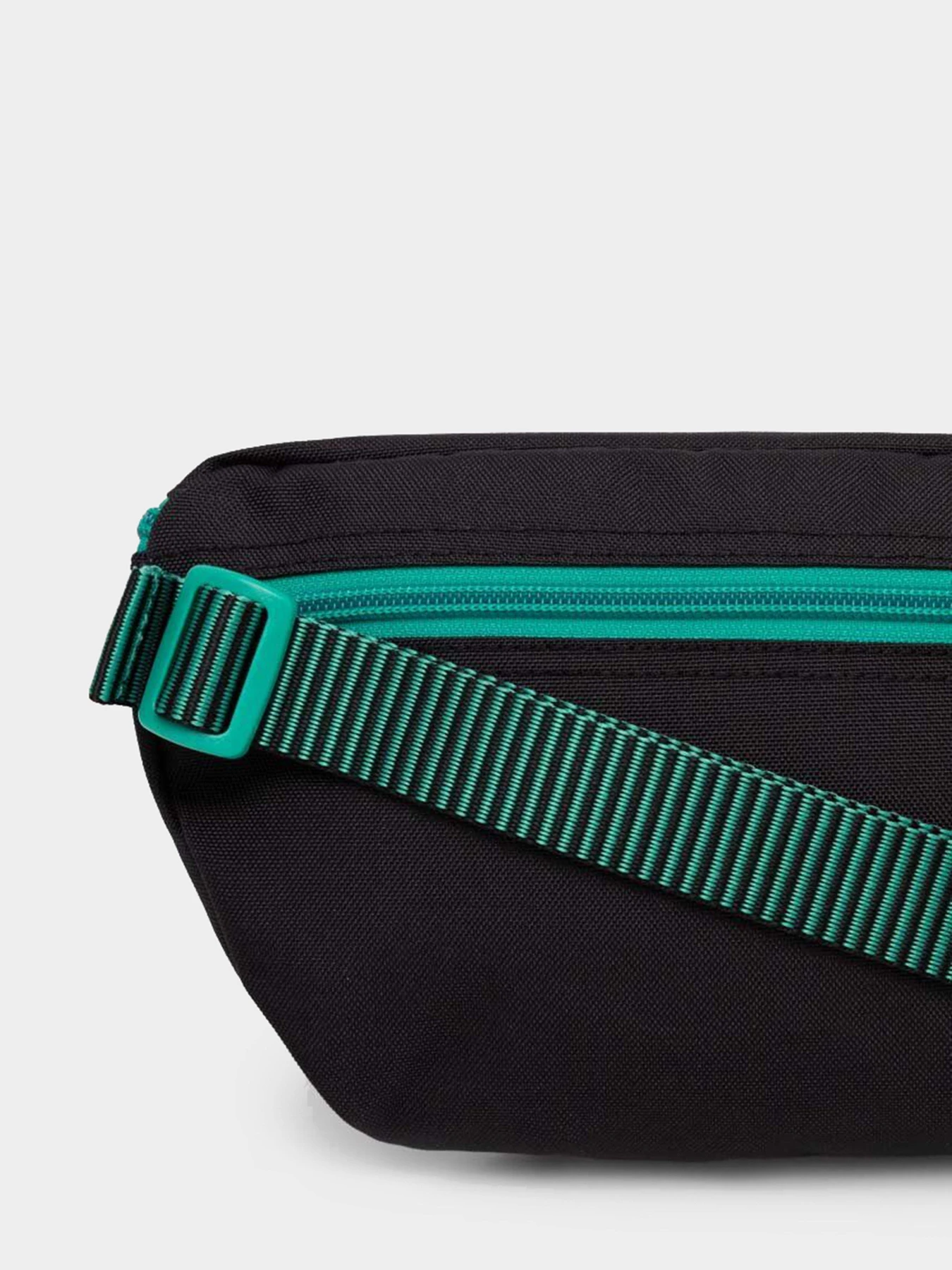 Сумки EastPak модель EK0000749J41 Сумки EastPak модель EK0000749J41 Фото