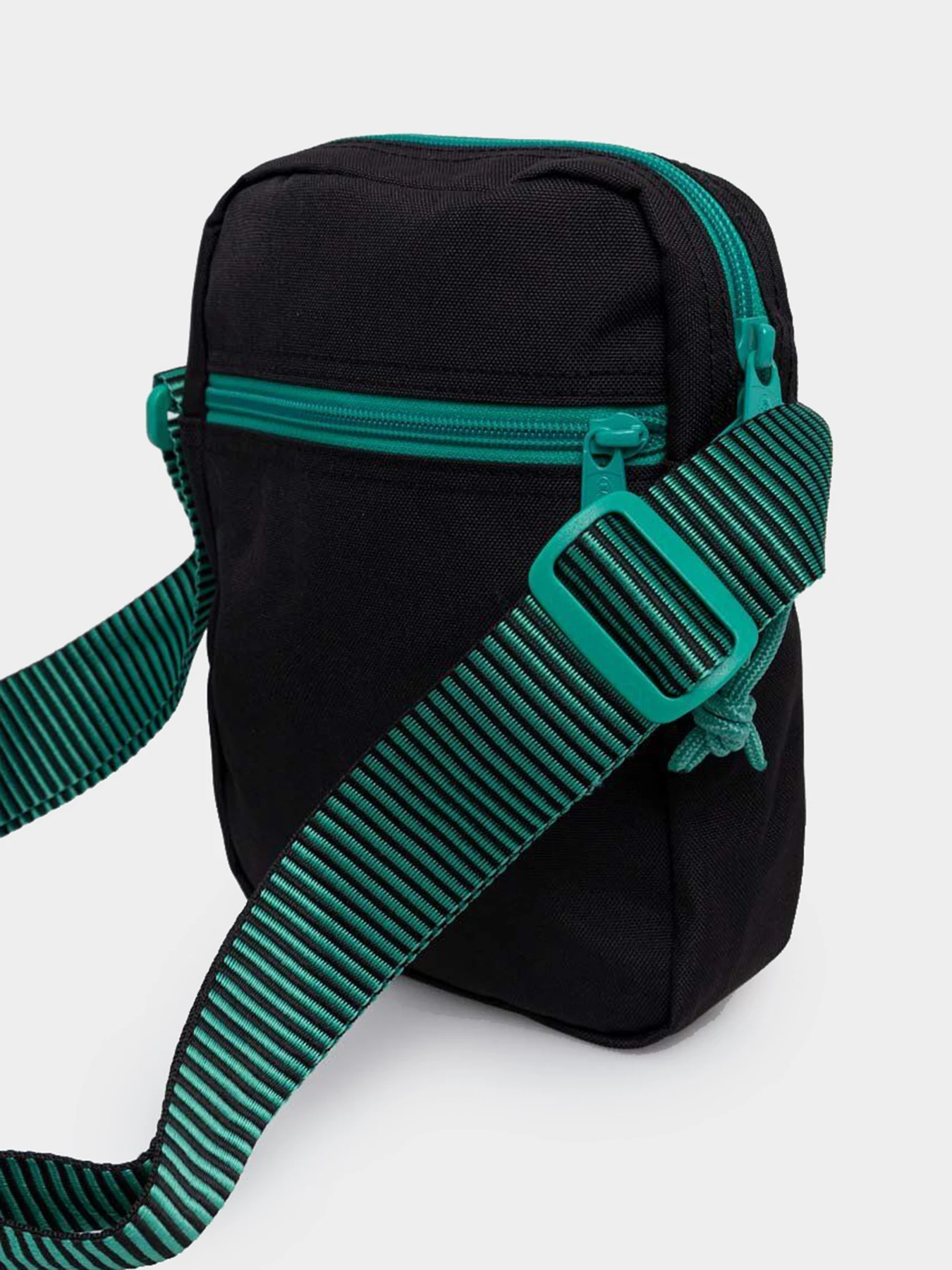 Сумки EastPak модель EK0000459J41 Сумки EastPak модель EK0000459J41 Фото