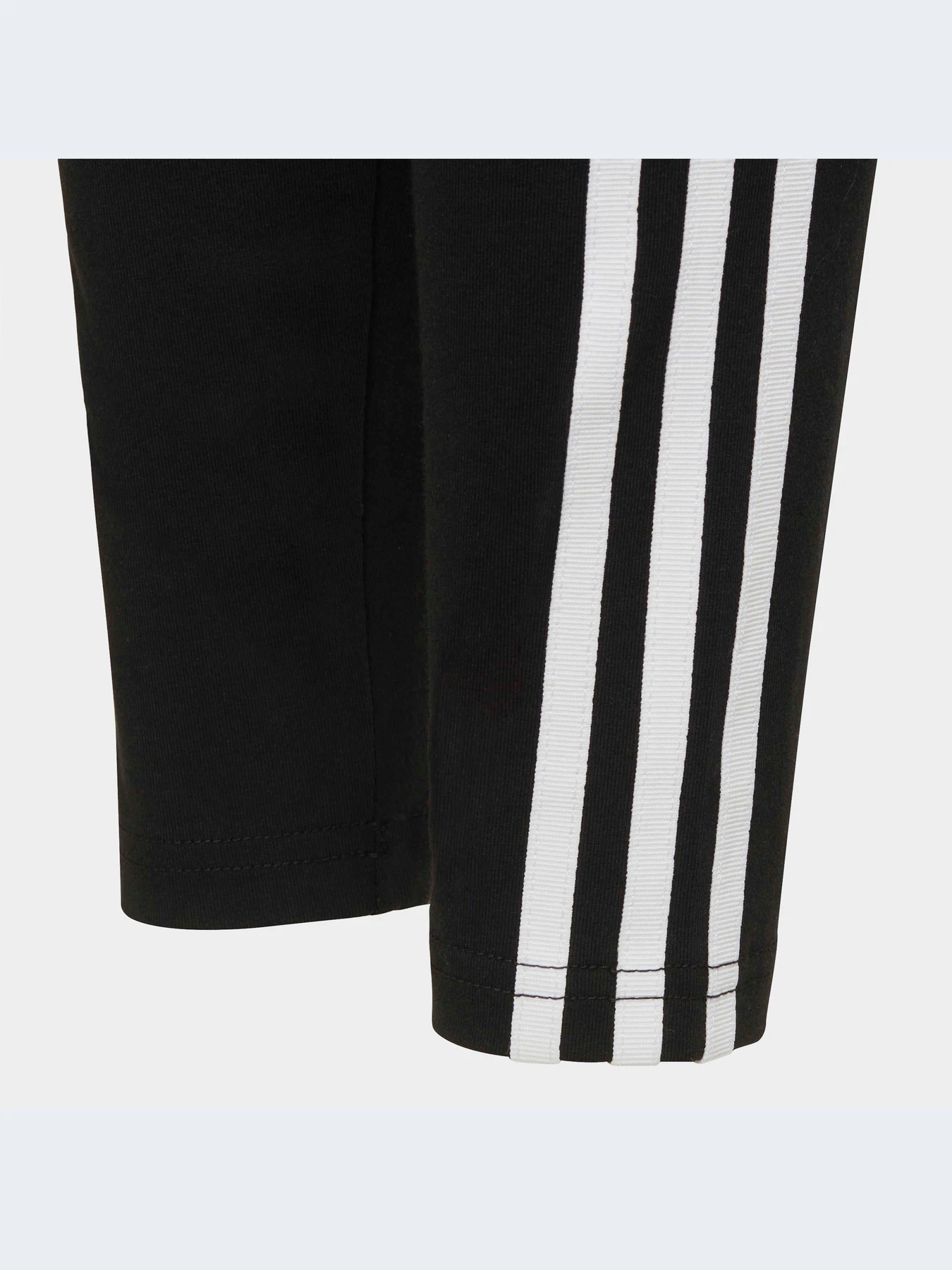 Брюки Adidas Adicolor модель HD2025-KZ Брюки Adidas Adicolor модель HD2025-KZ Фото