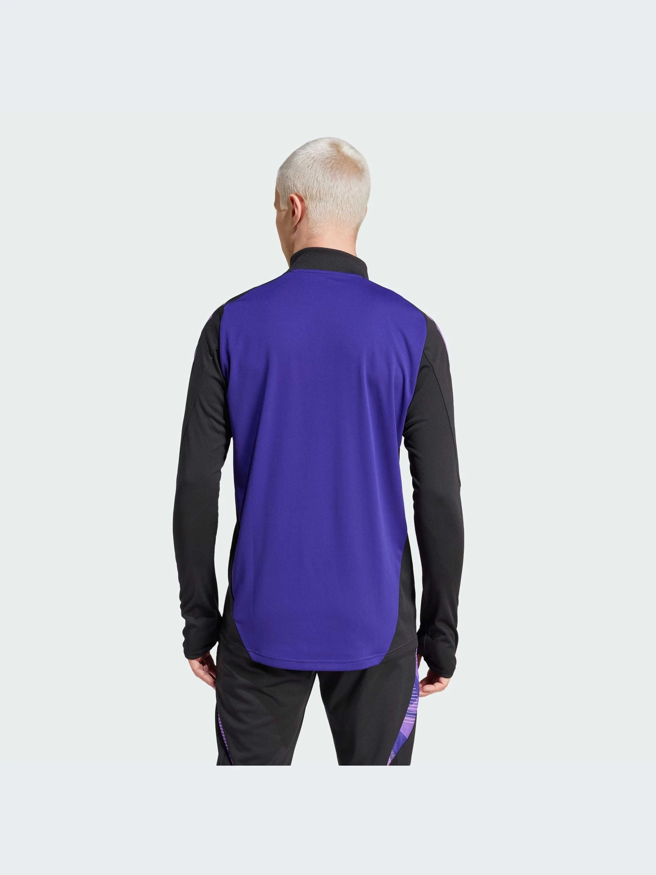 Худи и свитшоты Adidas модель IP8242-KZ Худи и свитшоты Adidas модель IP8242-KZ Фото