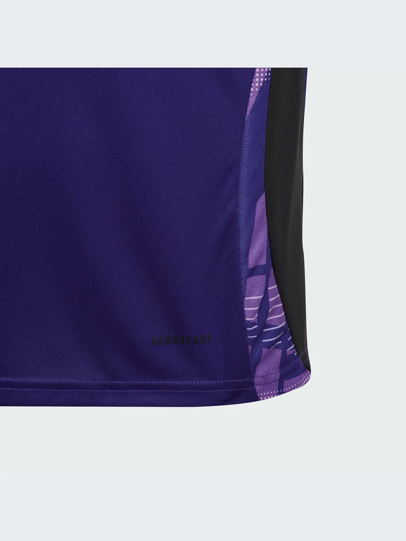 Футболки и поло Adidas модель IP8244-KZ Футболки и поло Adidas модель IP8244-KZ Фото