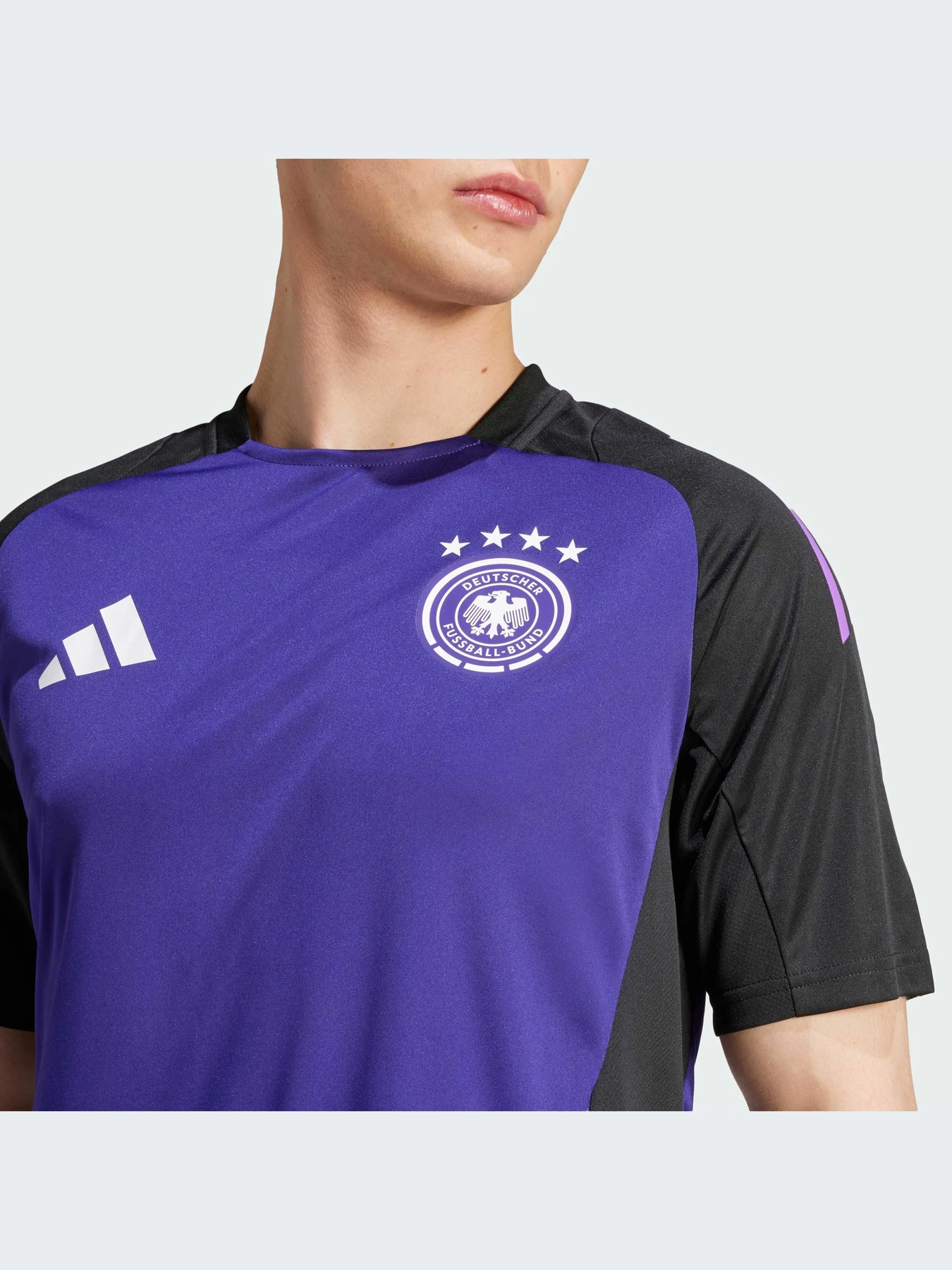 Футболки и поло Adidas модель IP8245-KZ Футболки и поло Adidas модель IP8245-KZ Фото
