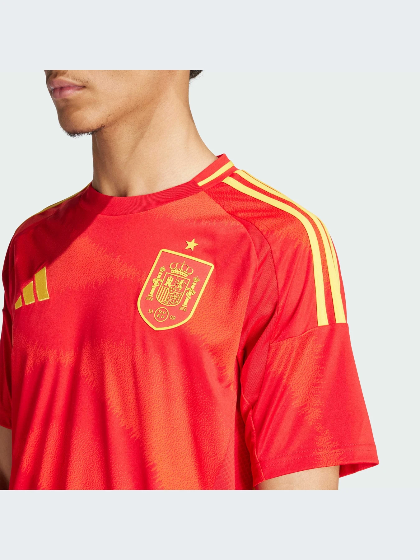 Футболки и поло Adidas модель IP9331-KZ Футболки и поло Adidas модель IP9331-KZ Фото