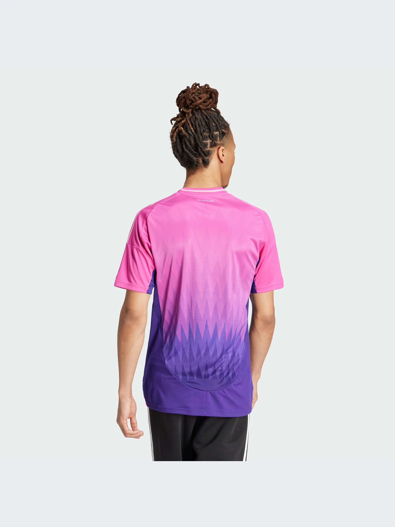 Футболки и поло Adidas модель IP8158-KZ Футболки и поло Adidas модель IP8158-KZ Фото