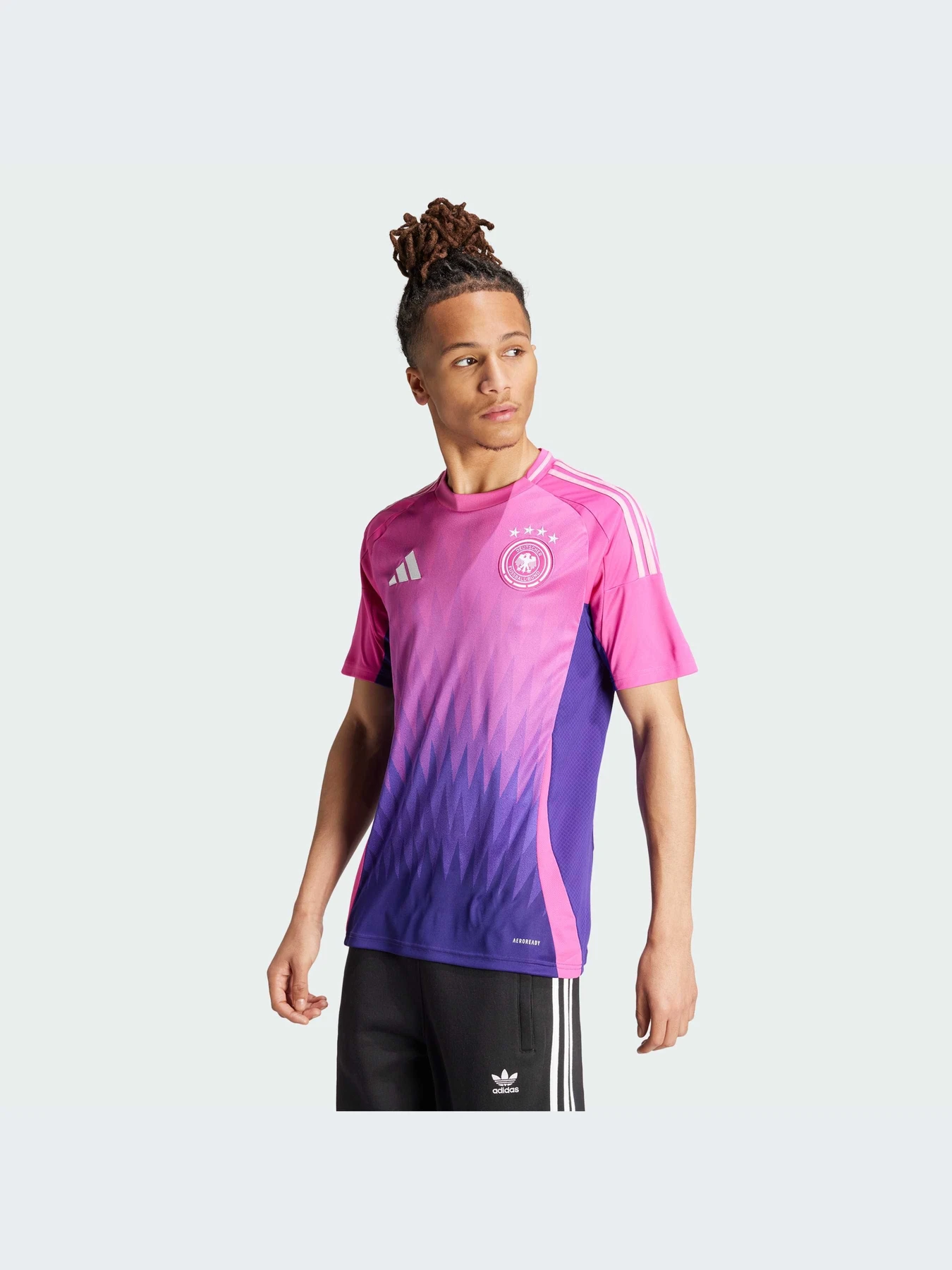 Футболки и поло Adidas модель IP8158-KZ Футболки и поло Adidas модель IP8158-KZ Фото