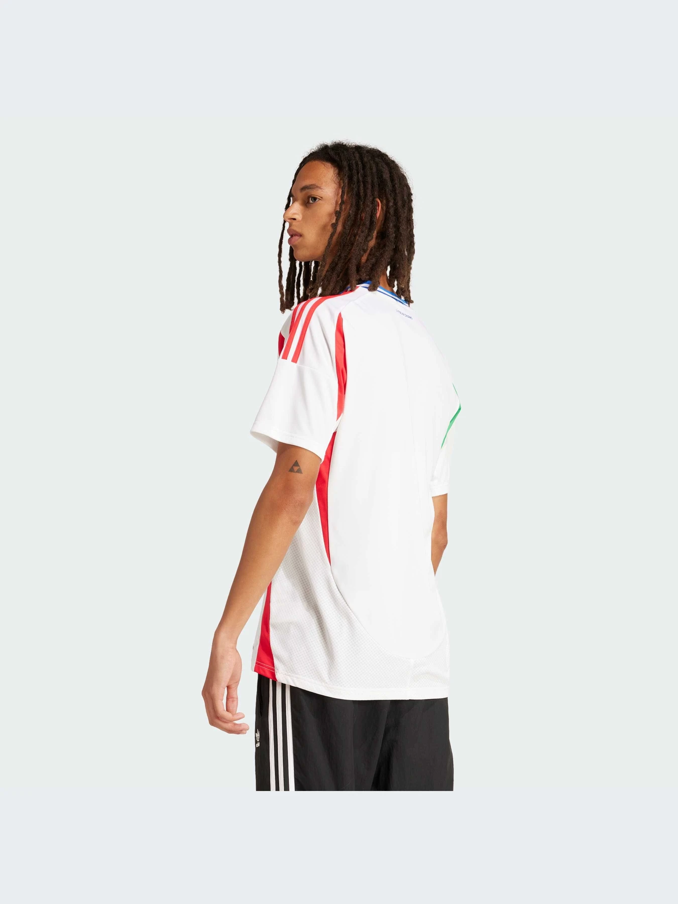 Футболки и поло Adidas модель IN0656-KZ Футболки и поло Adidas модель IN0656-KZ Фото