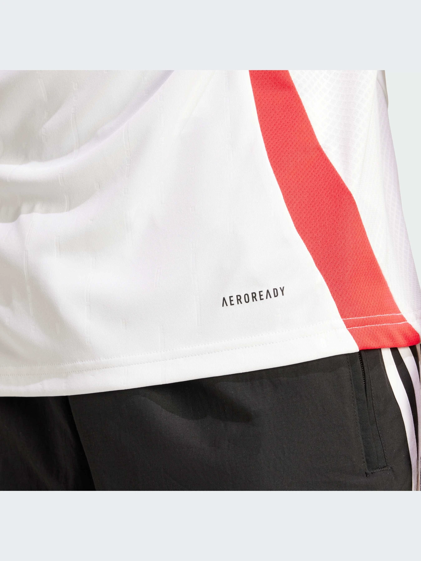 Футболки и поло Adidas модель IN0656-KZ Футболки и поло Adidas модель IN0656-KZ Фото