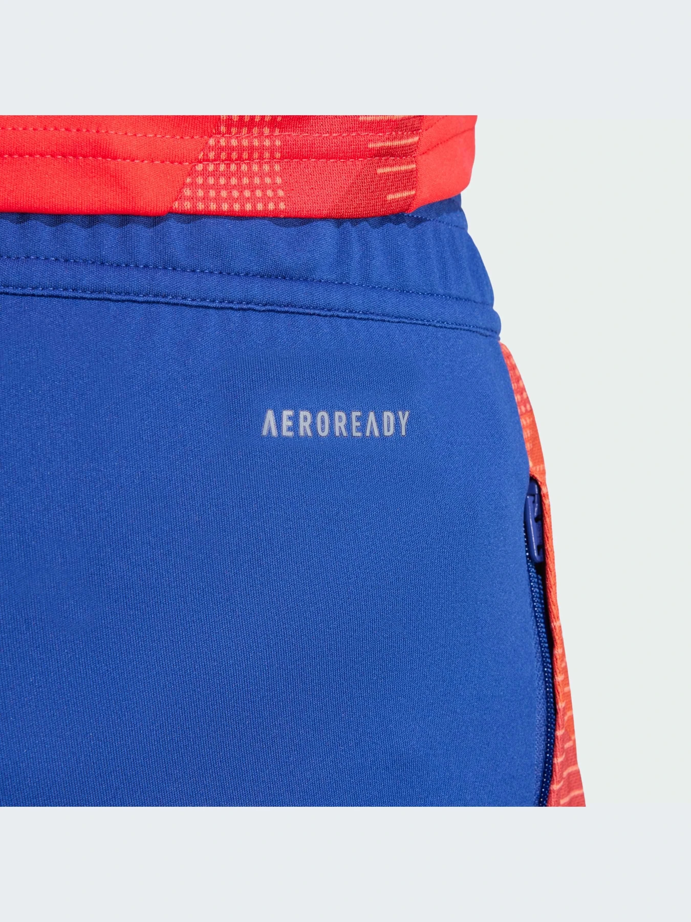 Брюки Adidas Tiro модель IP6405-KZ Брюки Adidas Tiro модель IP6405-KZ Фото