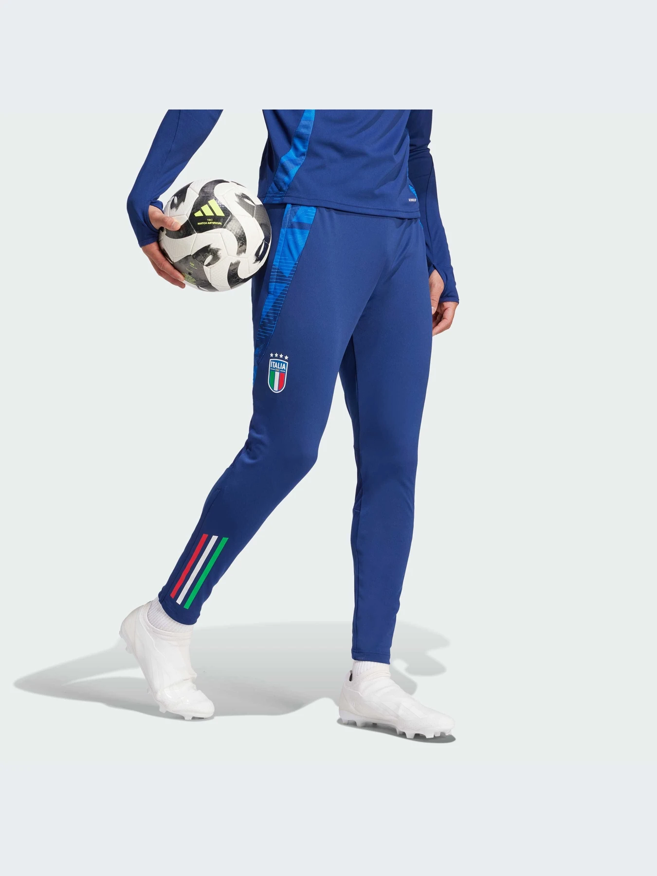 Брюки Adidas модель IQ2163-KZ Брюки Adidas модель IQ2163-KZ Фото