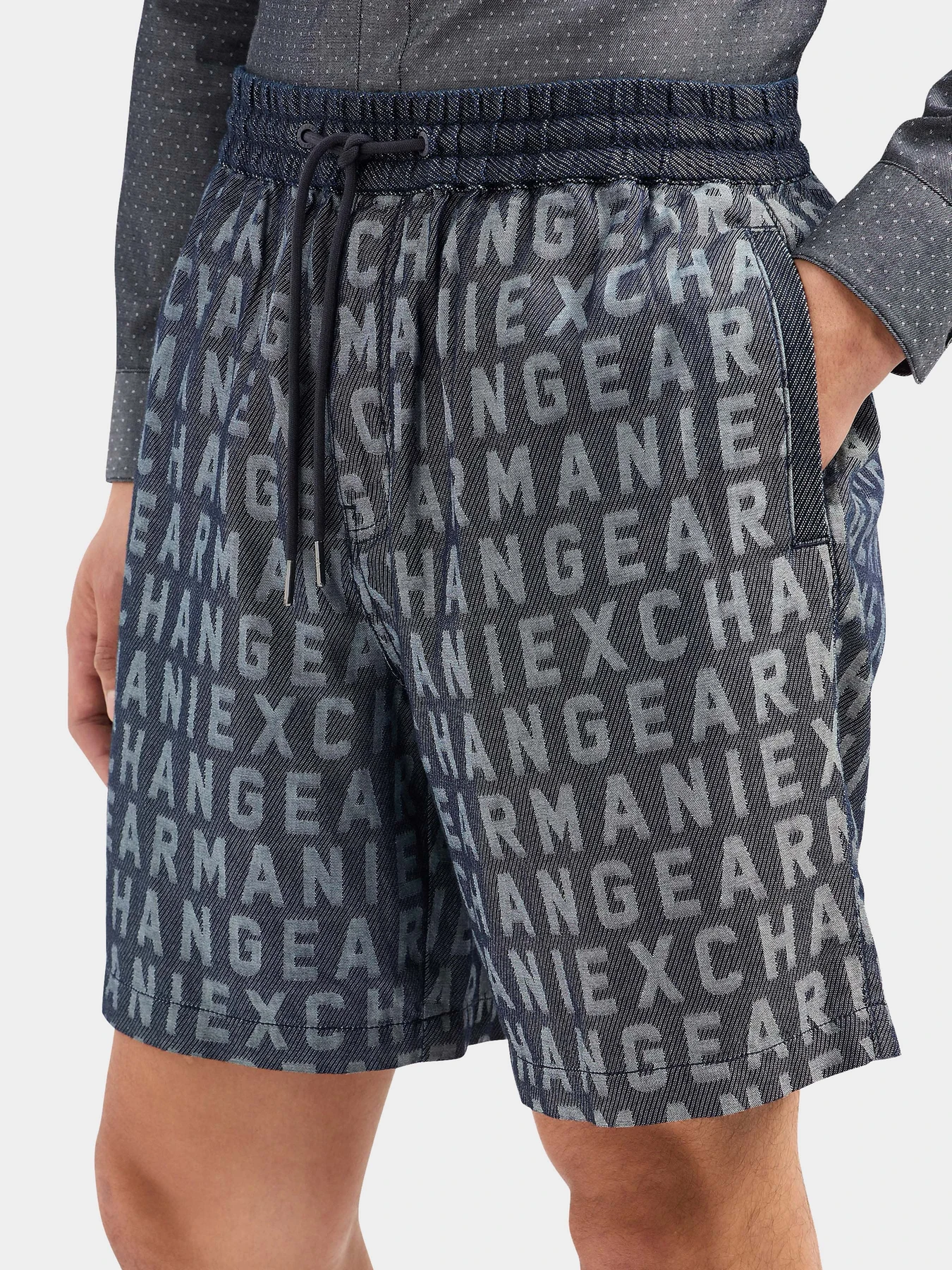 Шорты Armani Exchange модель 3DZSD1-Z1WAZ-05HC Шорты Armani Exchange модель 3DZSD1-Z1WAZ-05HC Фото