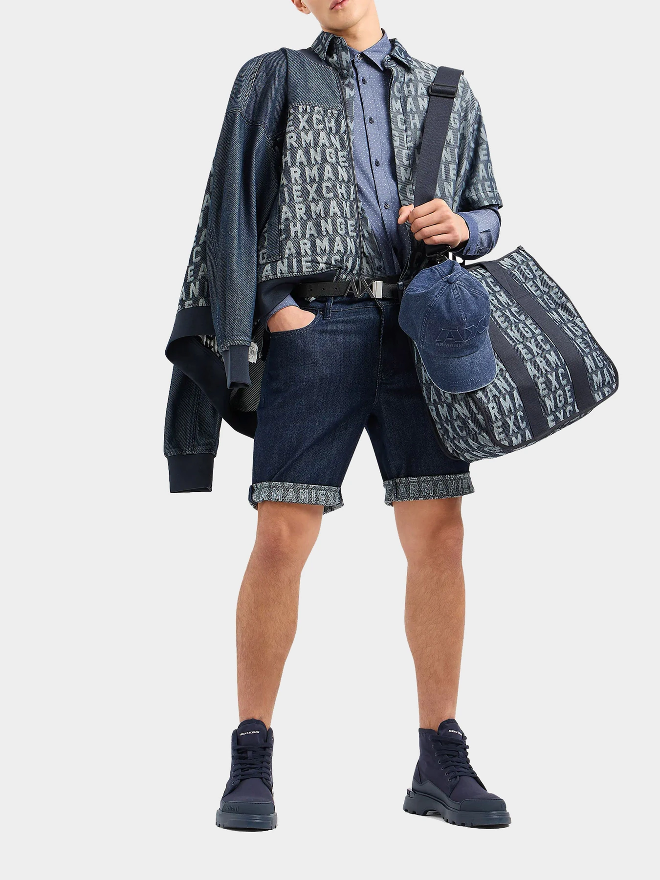 Шорты Armani Exchange модель 3DZJ65-Z1XKZ-25FR Шорты Armani Exchange модель 3DZJ65-Z1XKZ-25FR Фото
