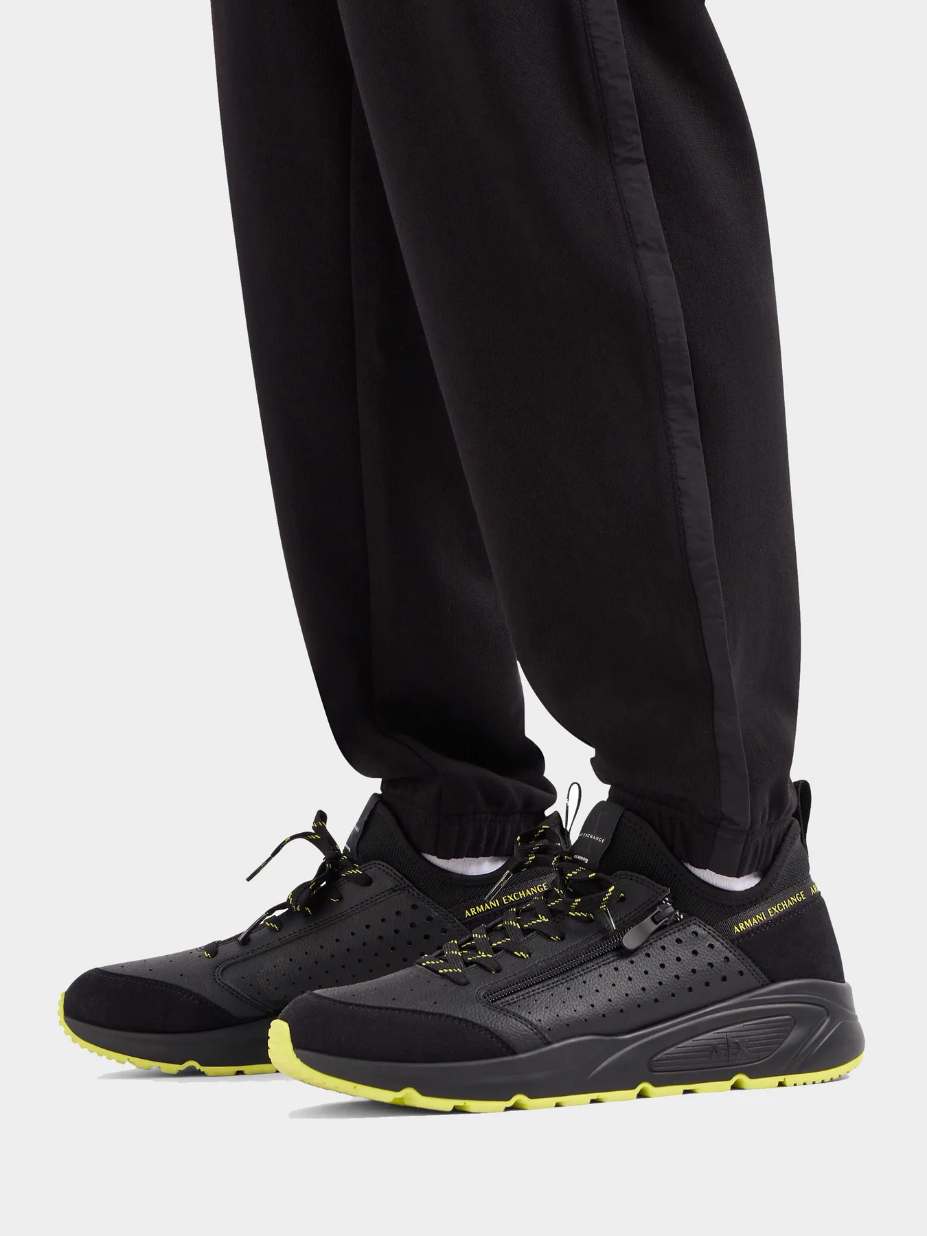 Брюки Armani Exchange модель 3DZPJA-ZJDPZ-1200 Фото