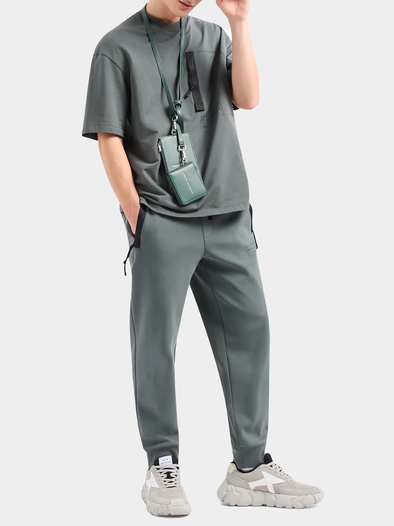 Брюки Armani Exchange модель 3DZPJJ-ZJXLZ-1839 Брюки Armani Exchange модель 3DZPJJ-ZJXLZ-1839 Фото