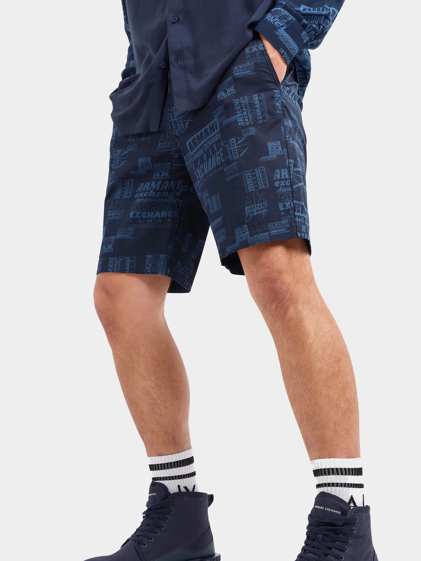 Шорты Armani Exchange модель 3DZS01-ZN24Z-75AA Шорты Armani Exchange модель 3DZS01-ZN24Z-75AA Фото