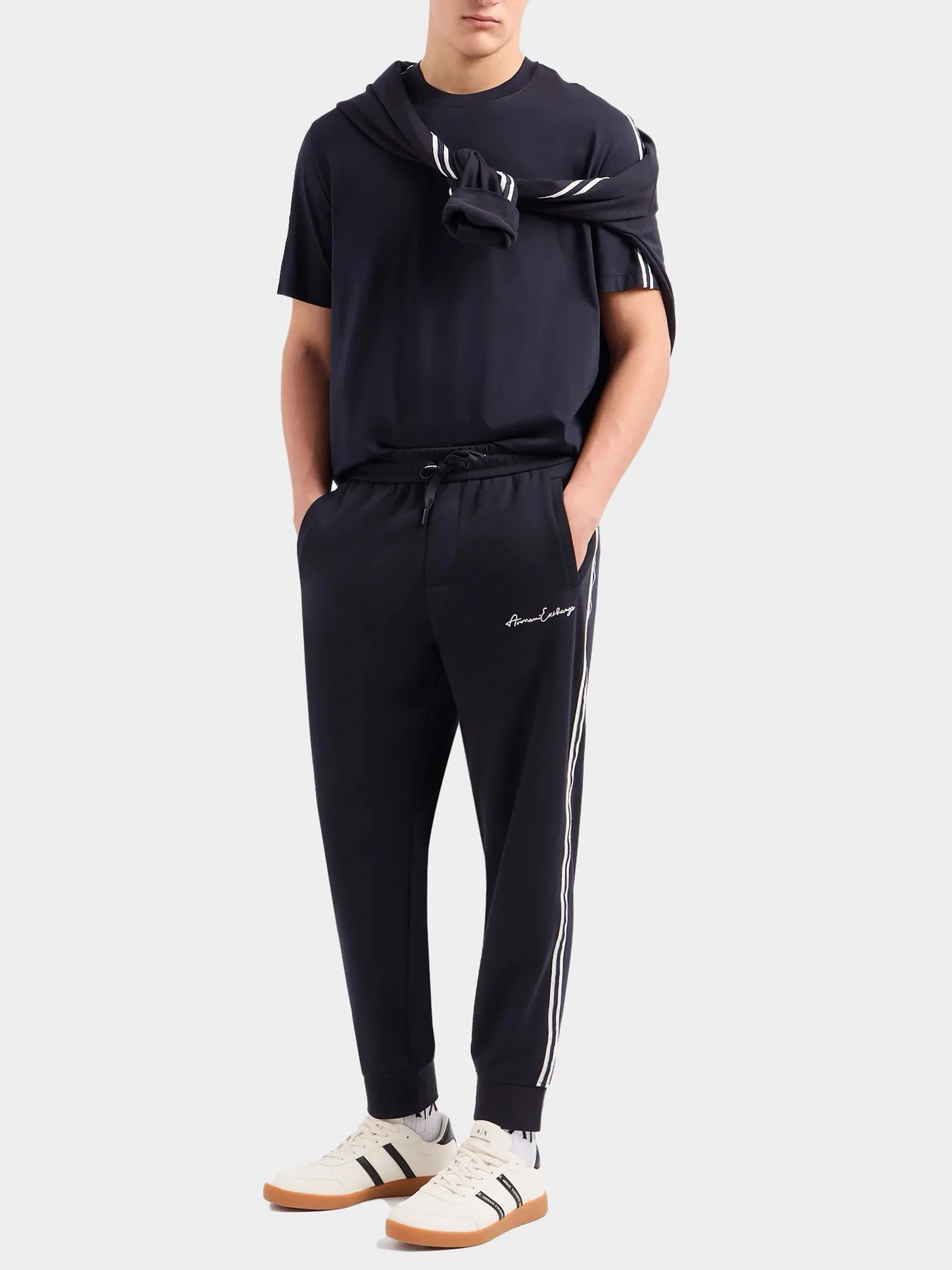 Брюки Armani Exchange модель 8NZPSG-Z9N1Z-1510 Брюки Armani Exchange модель 8NZPSG-Z9N1Z-1510 Фото