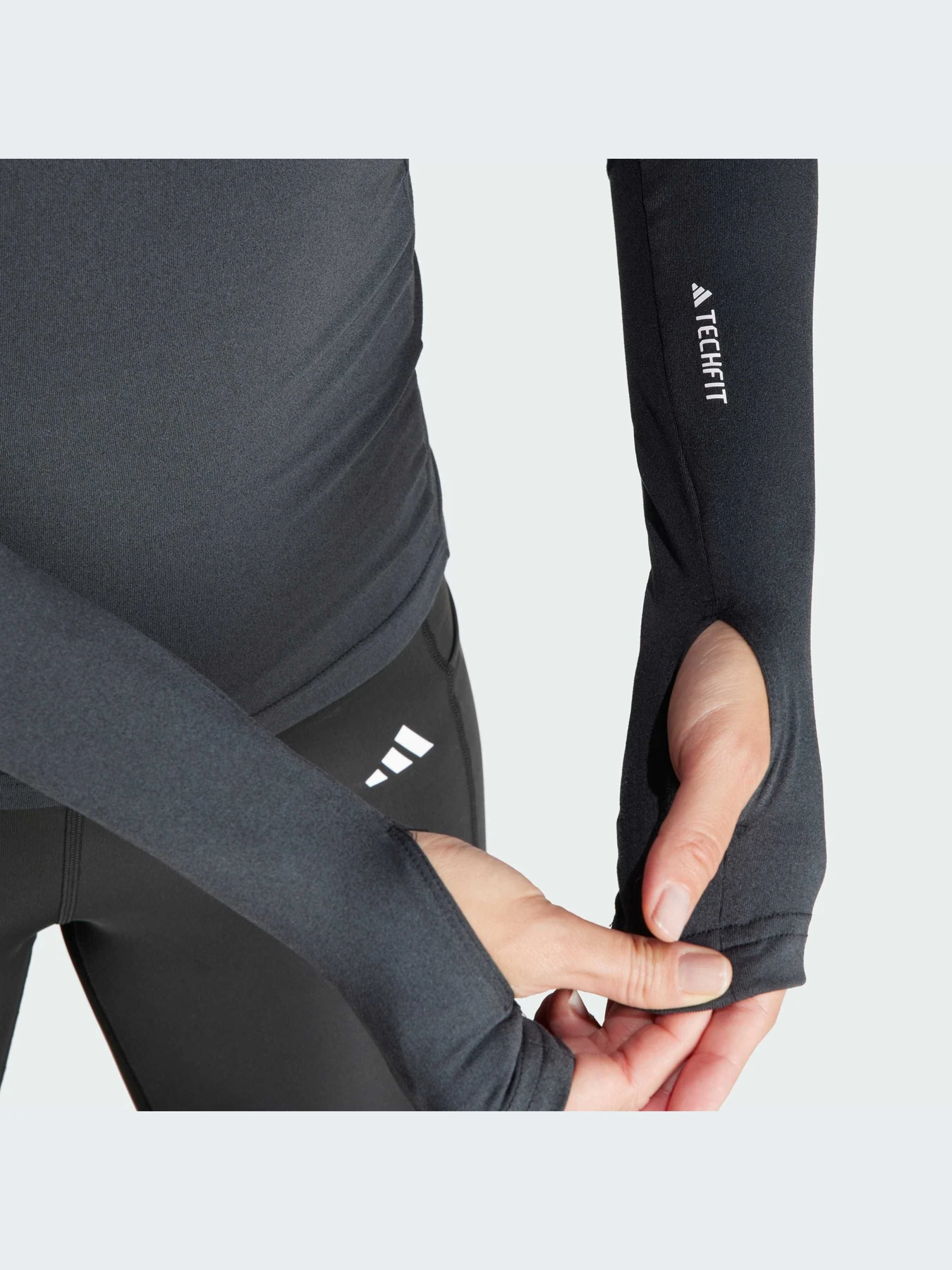 Худи и свитшоты Adidas Clima модель HY3214-KZ Худи и свитшоты Adidas Clima модель HY3214-KZ Фото