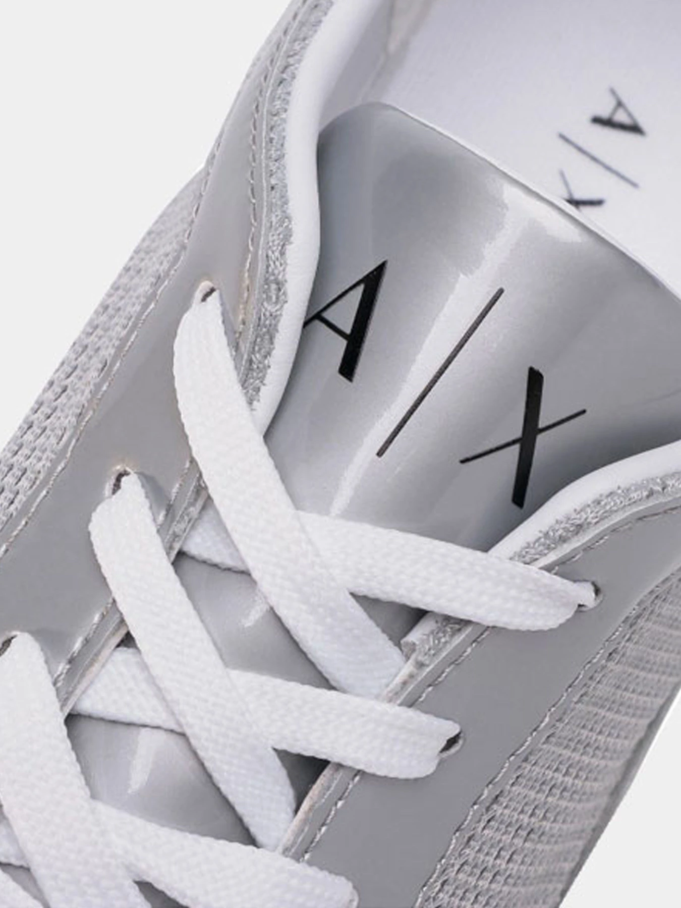 Кроссовки Armani Exchange модель XDX030-XV314-00077 Кроссовки Armani Exchange модель XDX030-XV314-00077 Фото