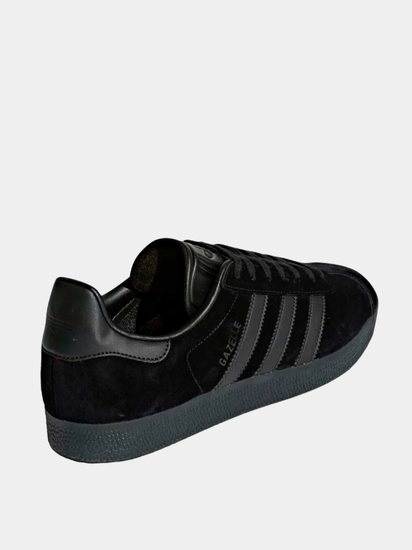 Кроссовки Adidas модель CQ2809 Кроссовки Adidas модель CQ2809 Фото
