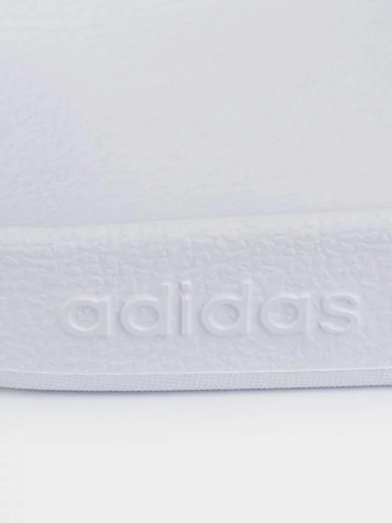 Шлёпанцы Adidas модель EF1730 Шлёпанцы Adidas модель EF1730 Фото