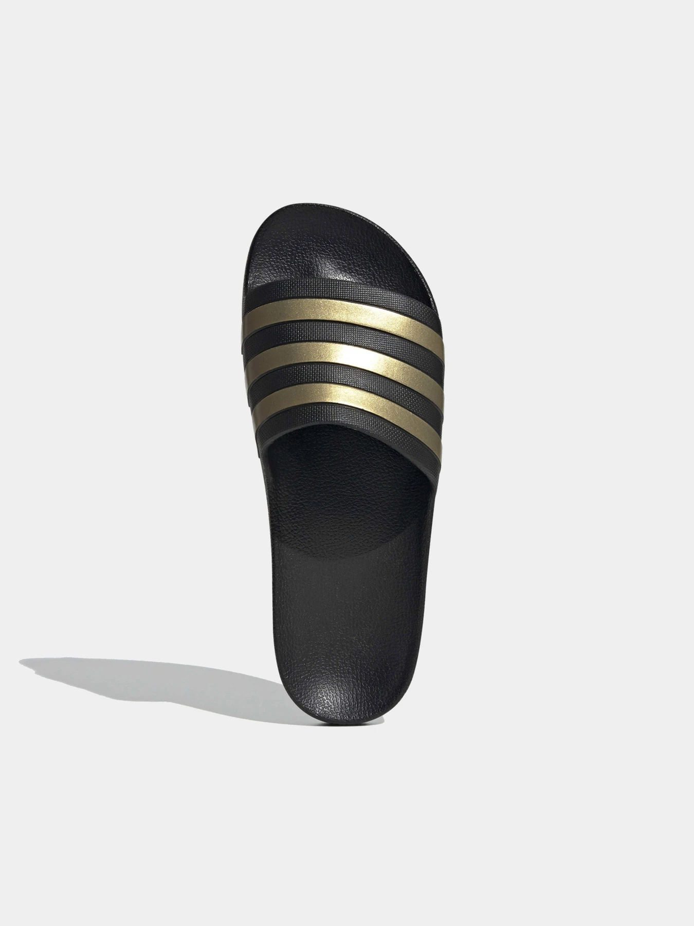 Шлёпанцы Adidas модель EG1758 Шлёпанцы Adidas модель EG1758 Фото