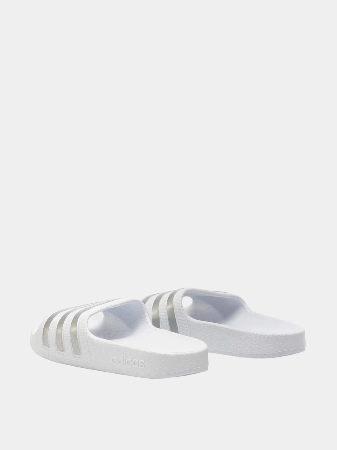 Шлёпанцы Adidas модель F35555 Шлёпанцы Adidas модель F35555 Фото