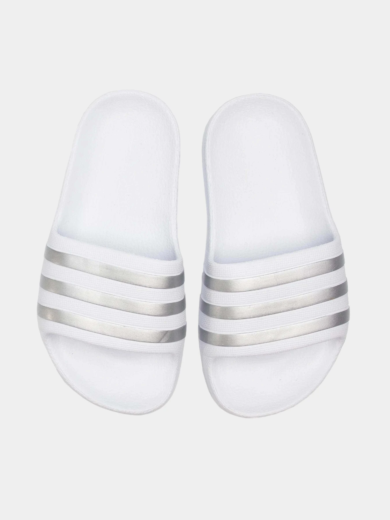 Шлёпанцы Adidas модель F35555 Шлёпанцы Adidas модель F35555 Фото