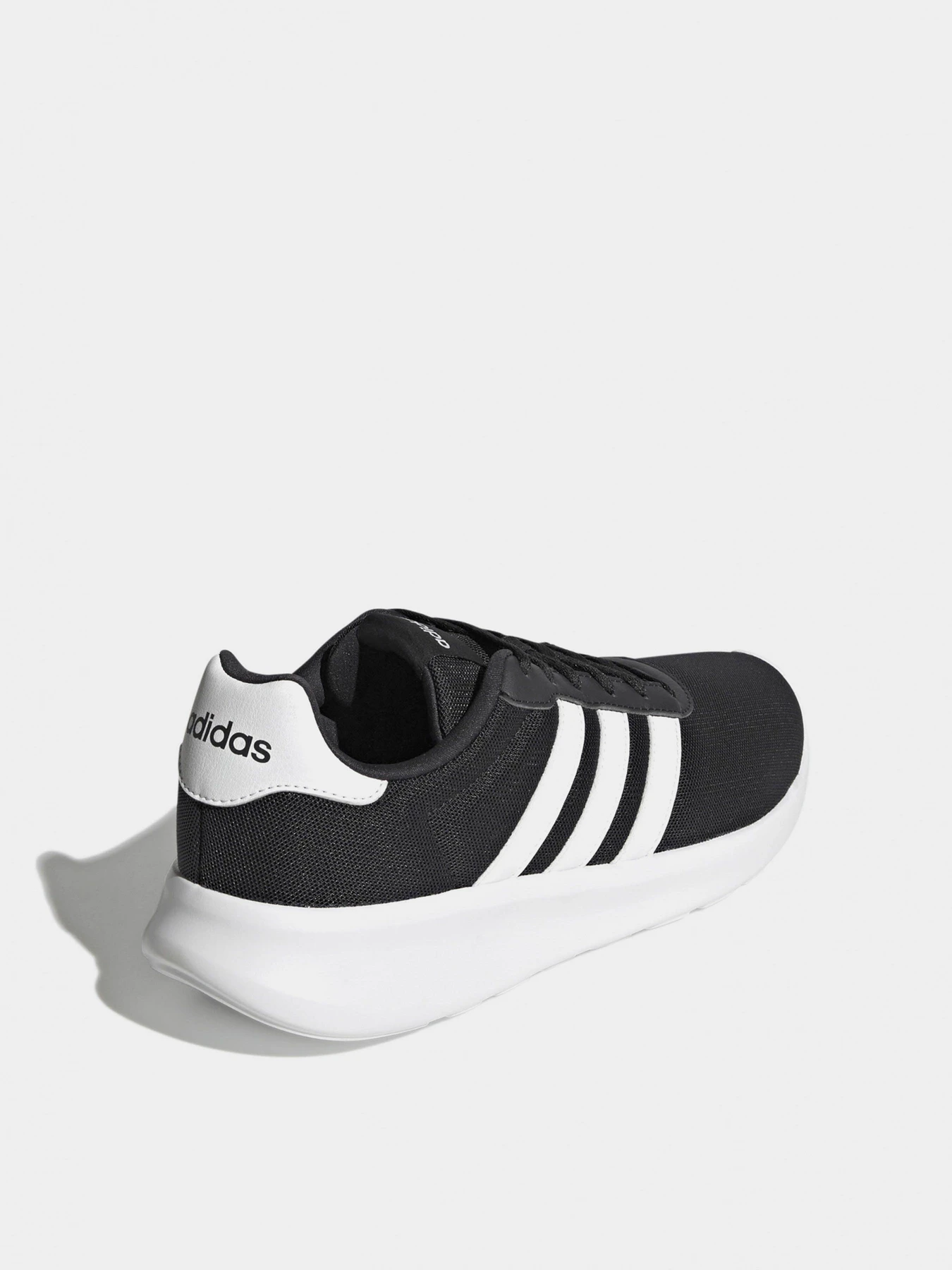 Кроссовки Adidas модель GY3095 Кроссовки Adidas модель GY3095 Фото