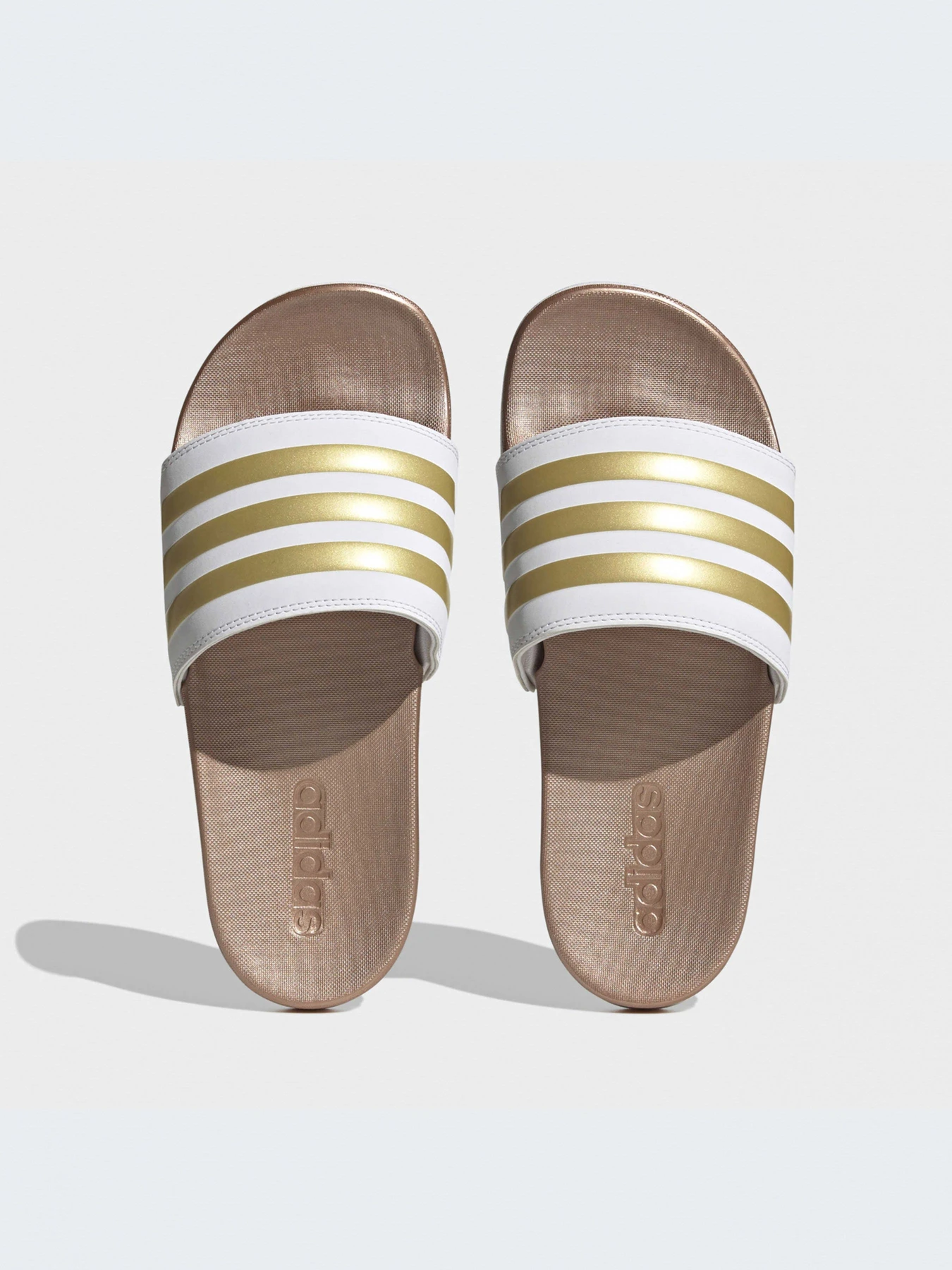 Шлёпанцы Adidas модель H03618 Шлёпанцы Adidas модель H03618 Фото